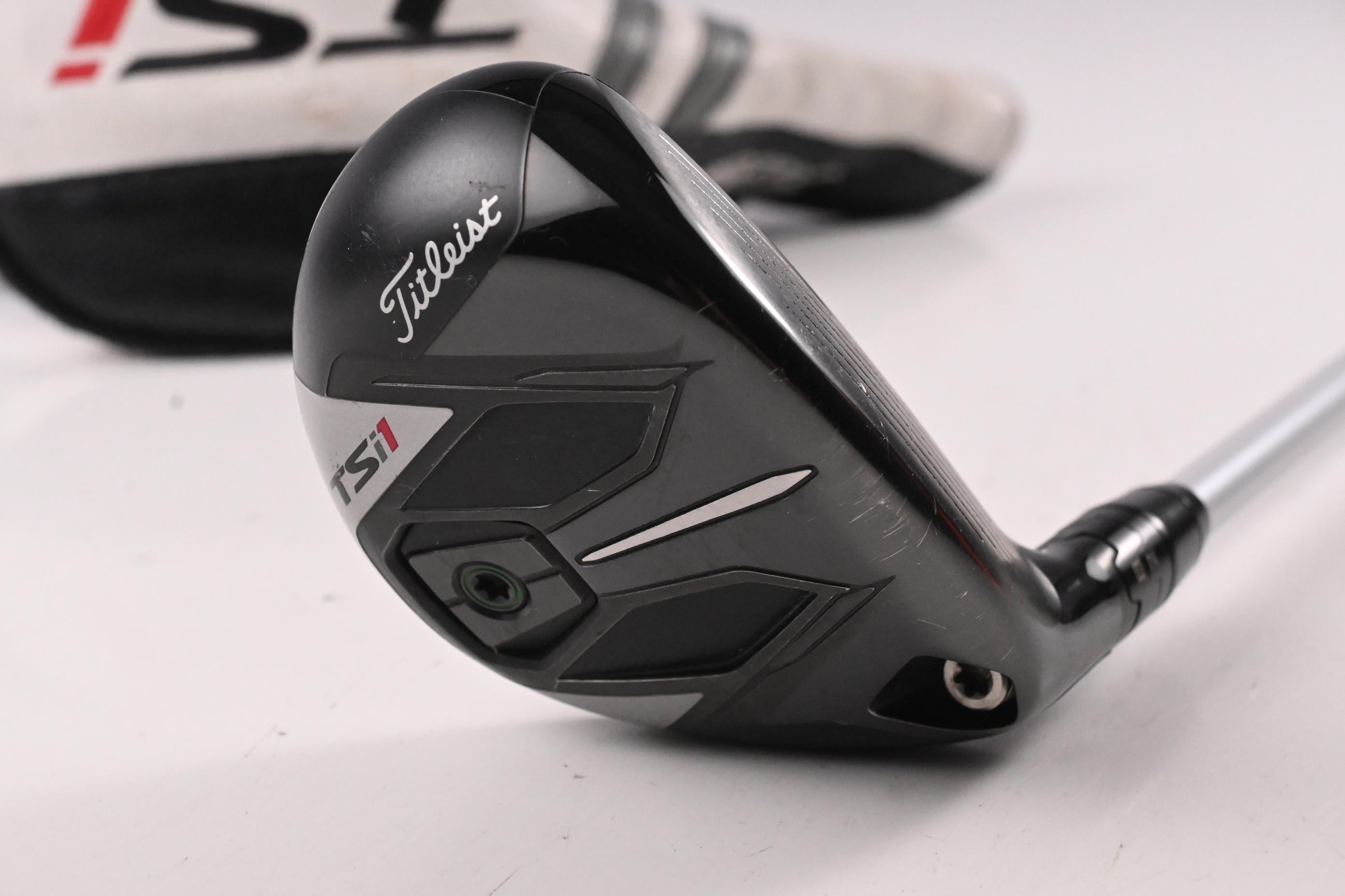 Titleist TSi1 #6 Hybrid / 26 Degree / Regular Flex Aldila Ascent 50 Shaft