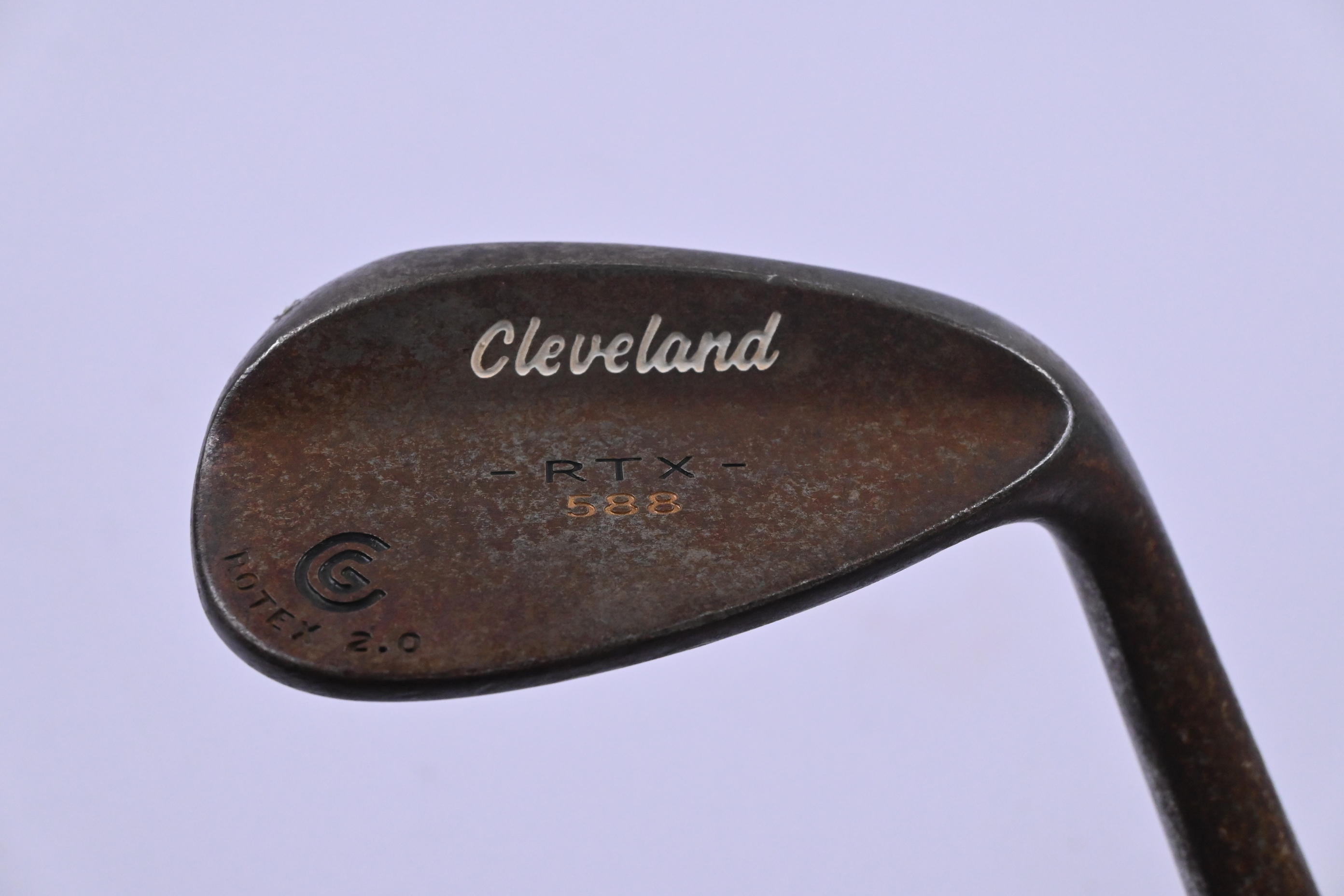 Cleveland 588 RTX 2.0 Sand Wedge / 54 Degree / Stiff Flex Dynamic Gold Shaft