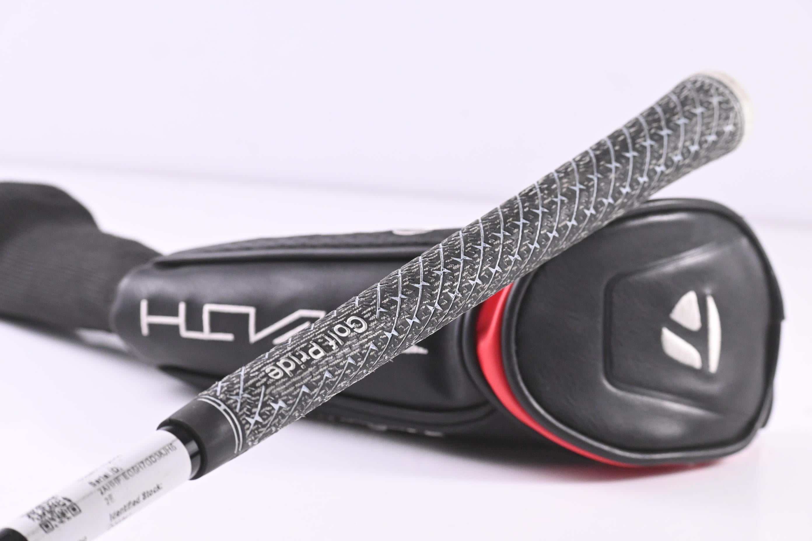 Taylormade Stealth #4 Hybrid / 22 Degree / Regular Flex Ventus Red 6 Shaft