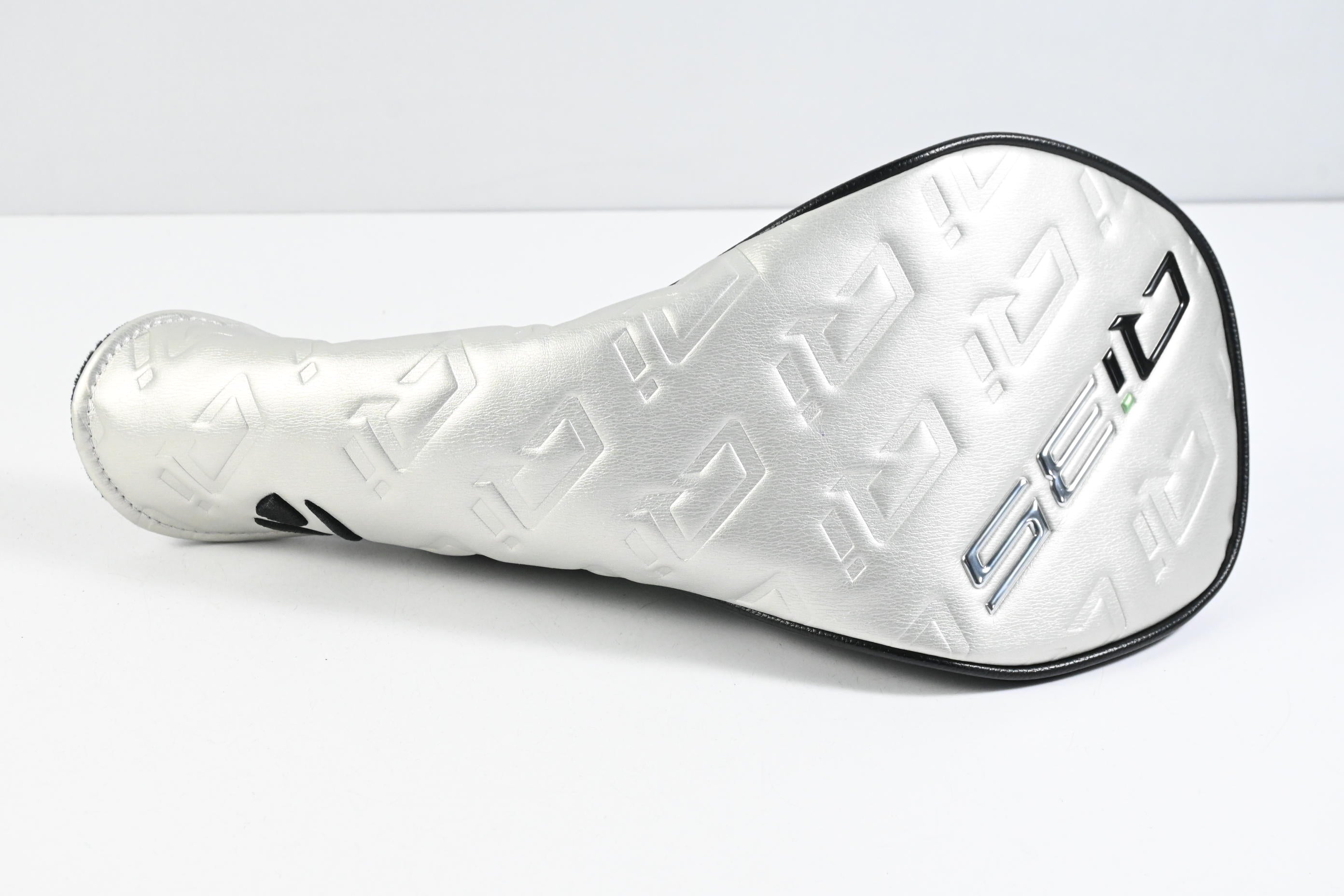 Taylormade Qi35 Max Driver / 12 Degree / Regular Flex Cypher 2.0 50 Shaft