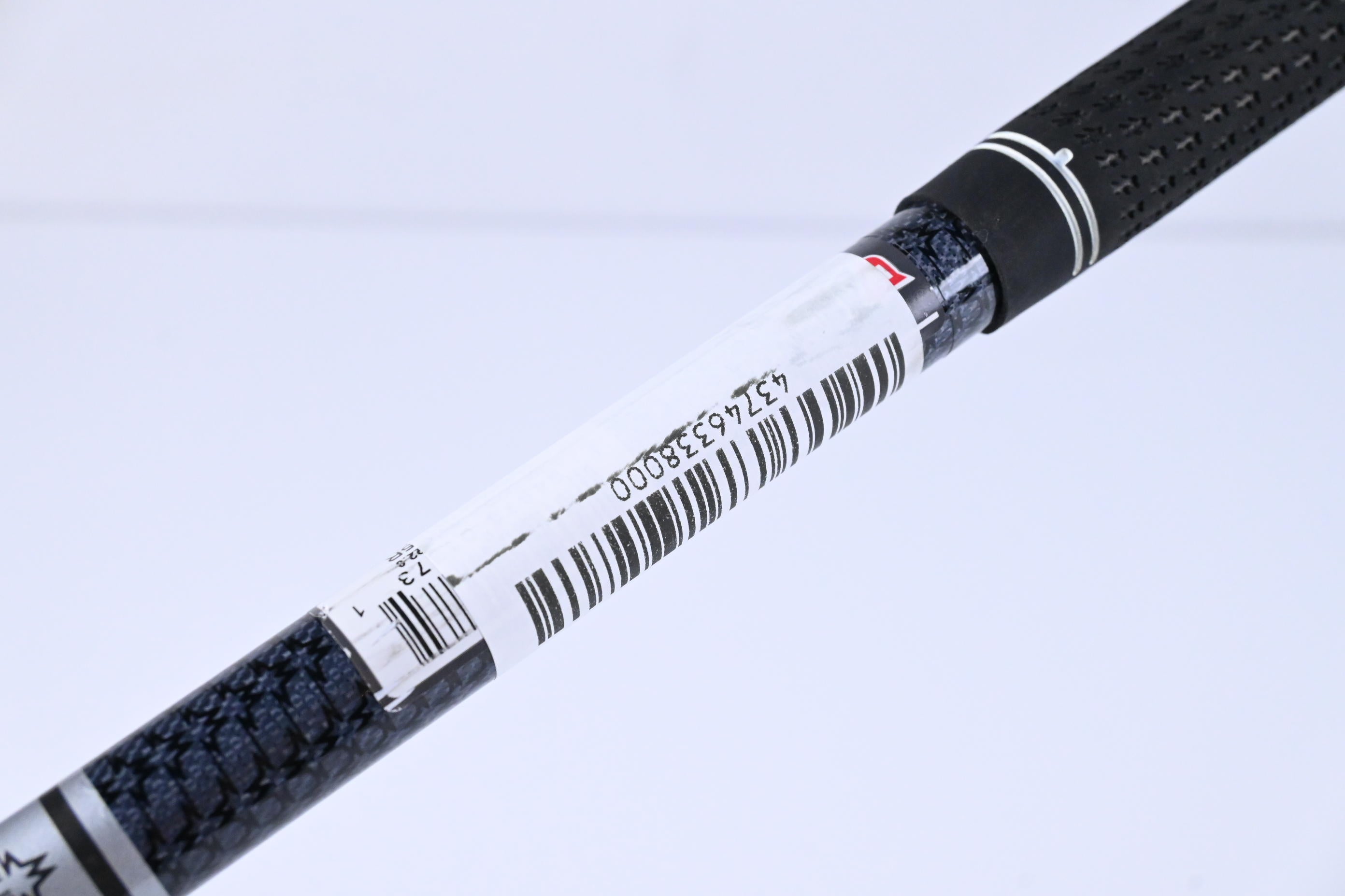 Wilson D9 #4 Hybrid / 22 Degree / Regular Flex Tensei AV Silver 60 Shaft