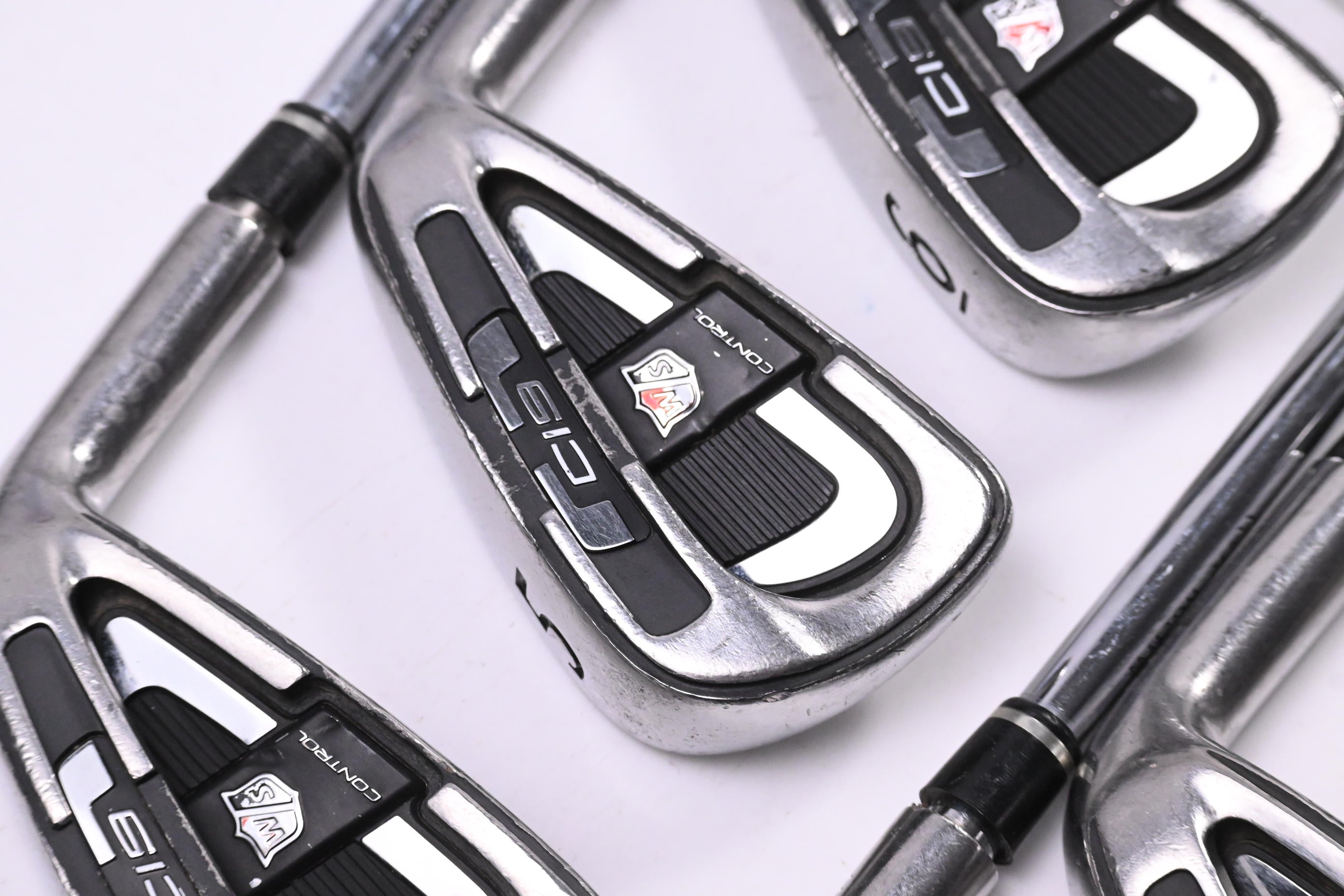 Wilson Staff Ci9 Irons / 4-PW+SW / Regular Flex SS 105 Shafts