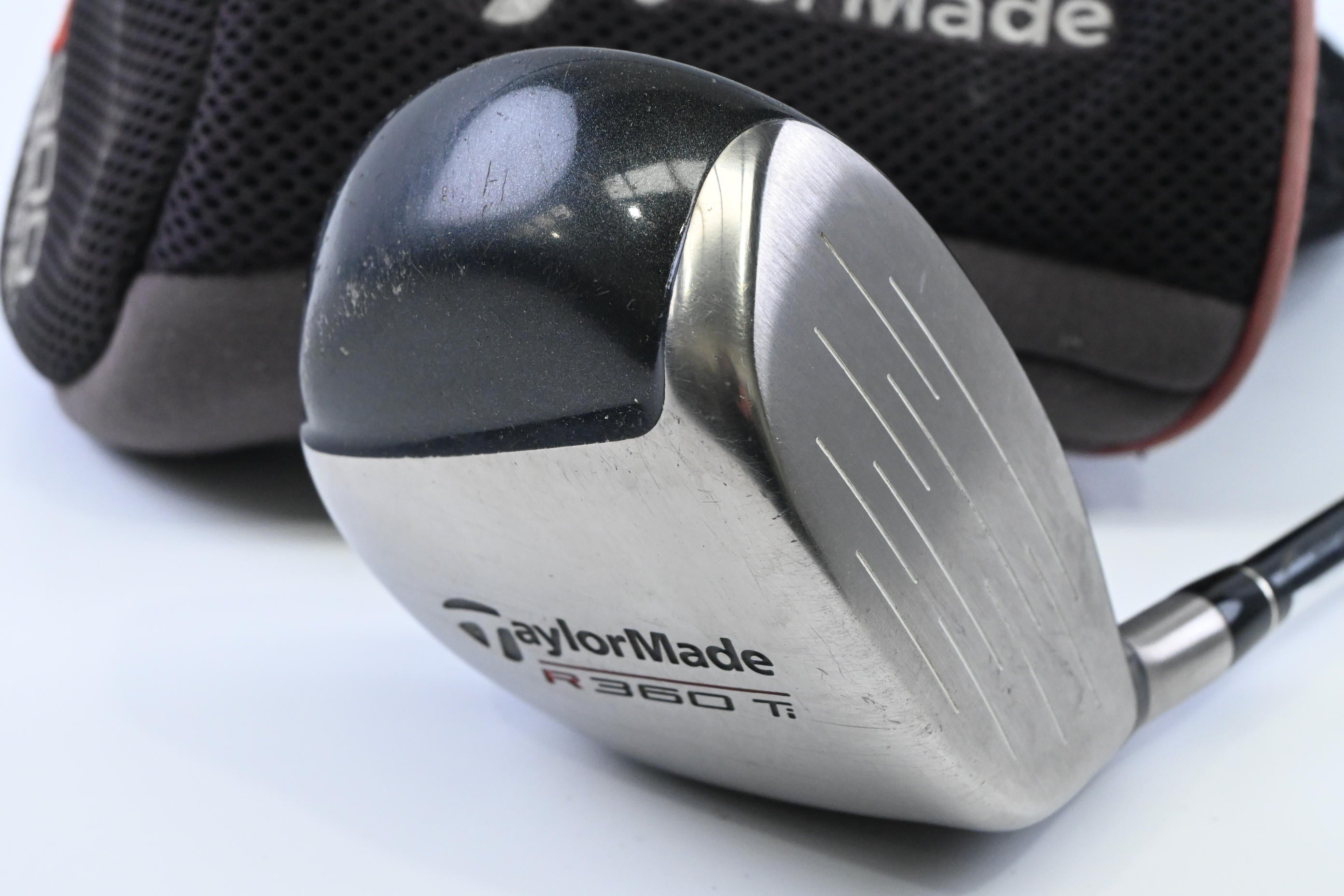 Taylormade R360 Ti Driver / 8.5 Degree / Stiff Flex Taylormade Bubble Ultralite