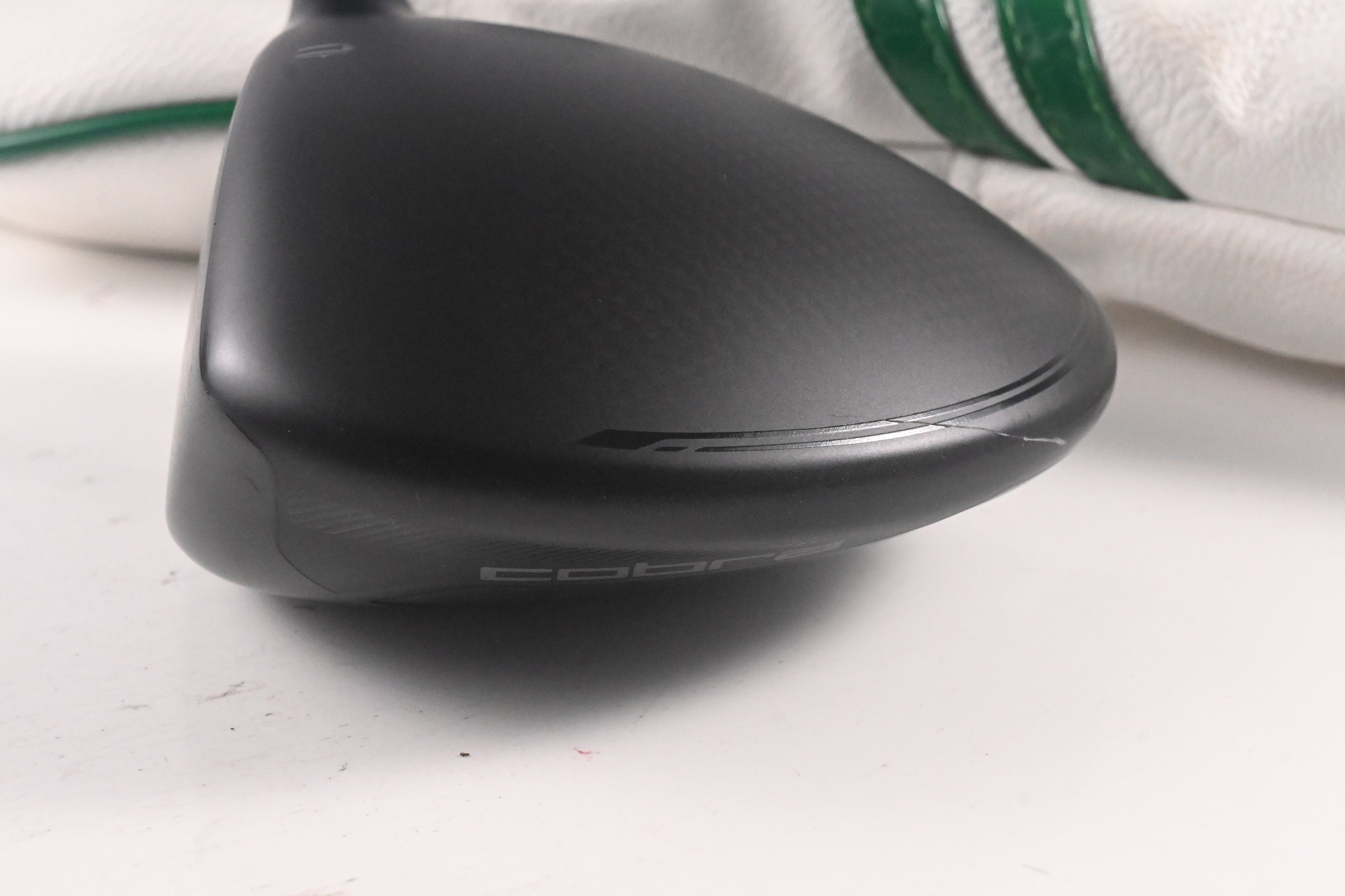 Left Hand Cobra Darkspeed X Driver / 10.5 Degree / Regular Flex UST Helium 5
