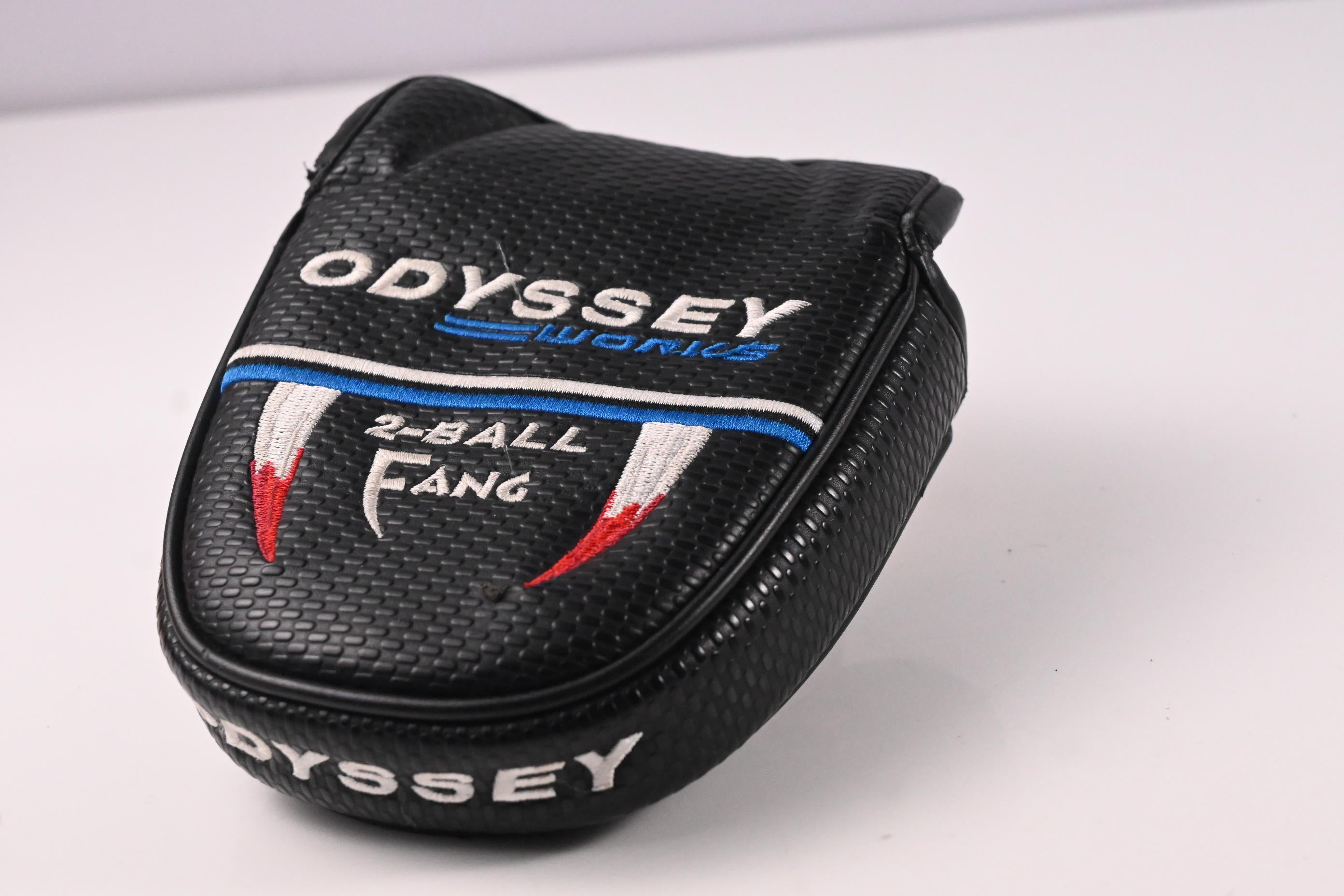 Odyssey Works Tank 2-Ball Fang Putter / 35.5 Inch