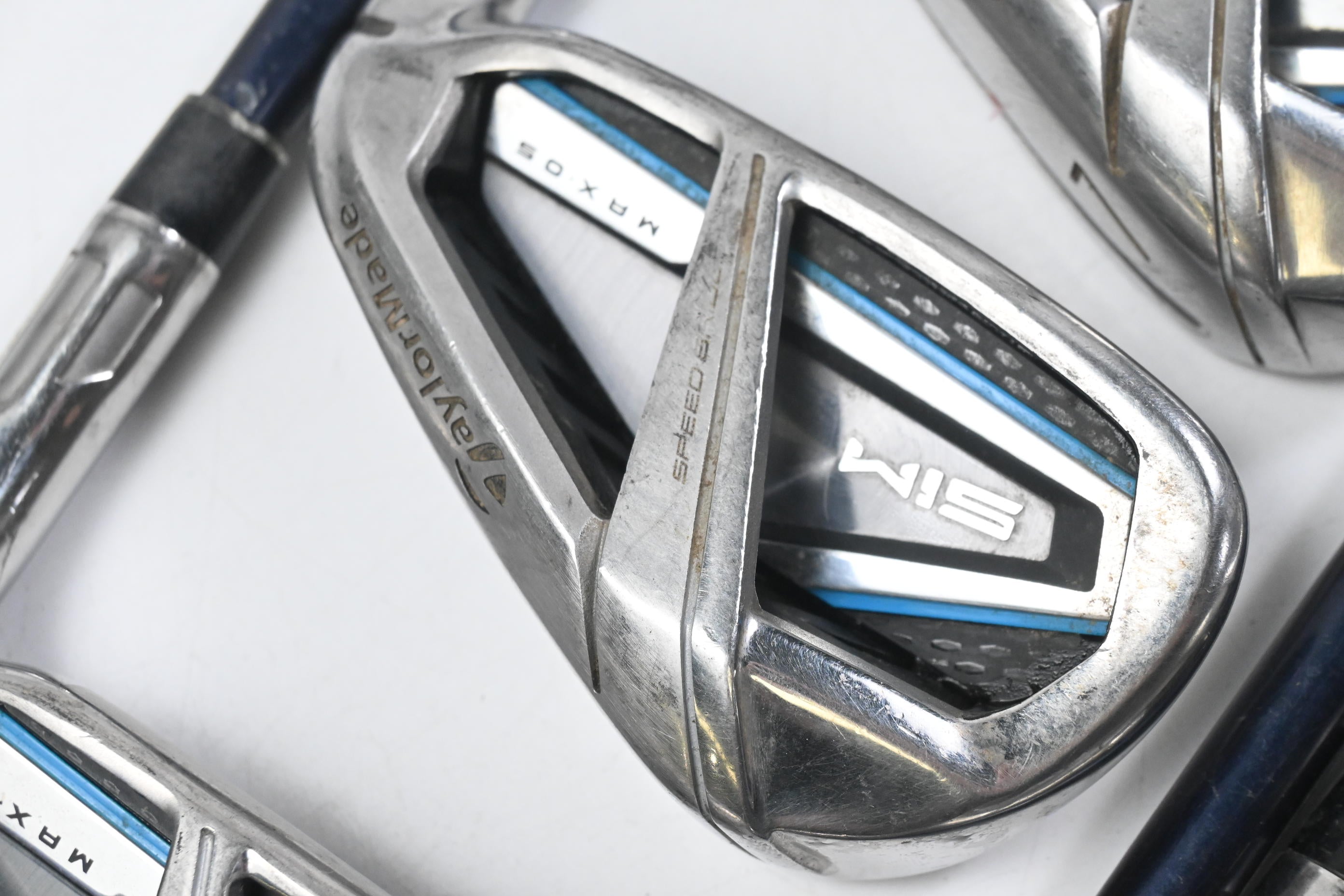 Taylormade SIM Max OS Irons / 5-PW+SW / Regular Flex Ventus Blue 6 Shafts
