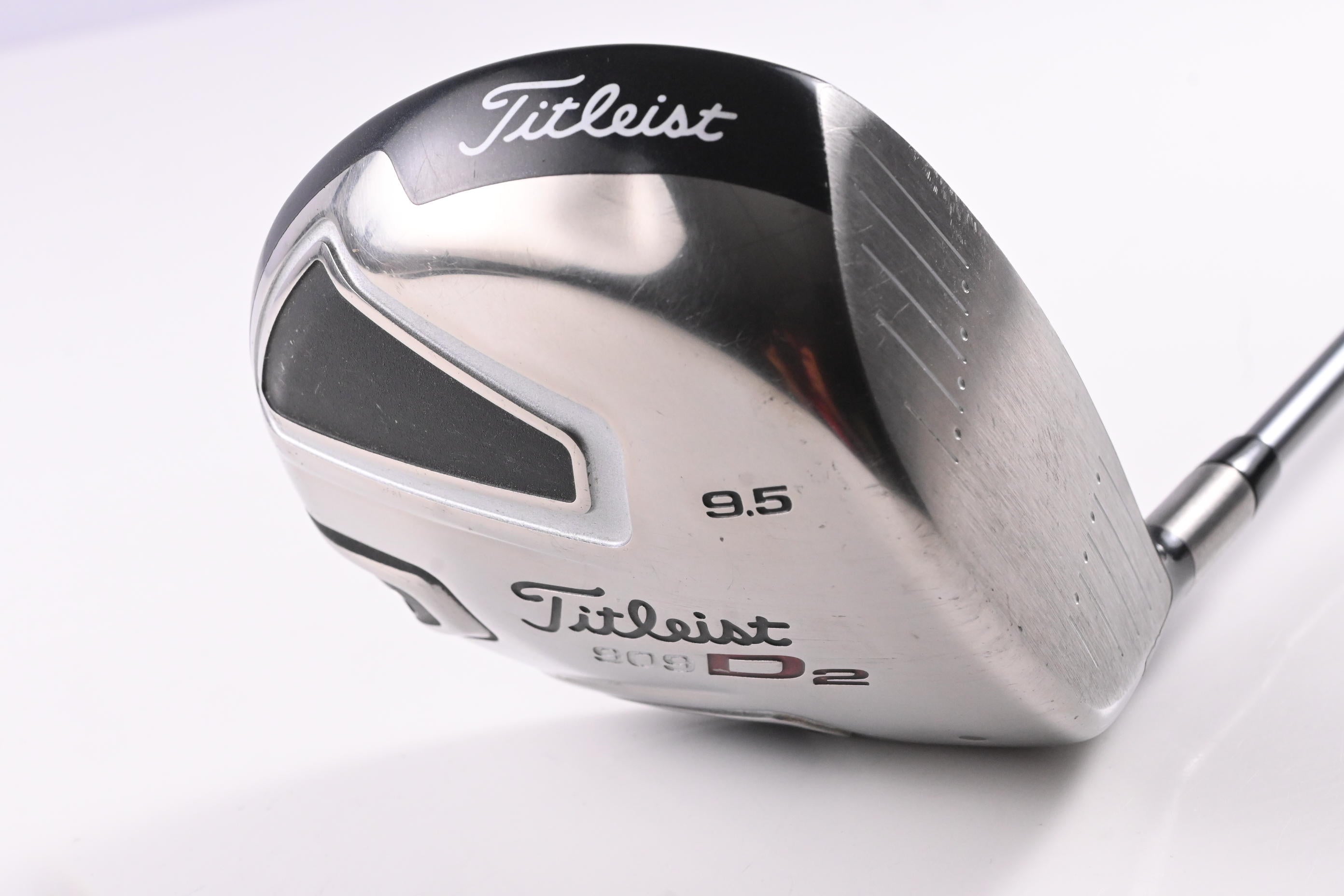 Titleist 909 D2 Driver / 9.5 Degree / Regular Flex Diamana 65 Shaft