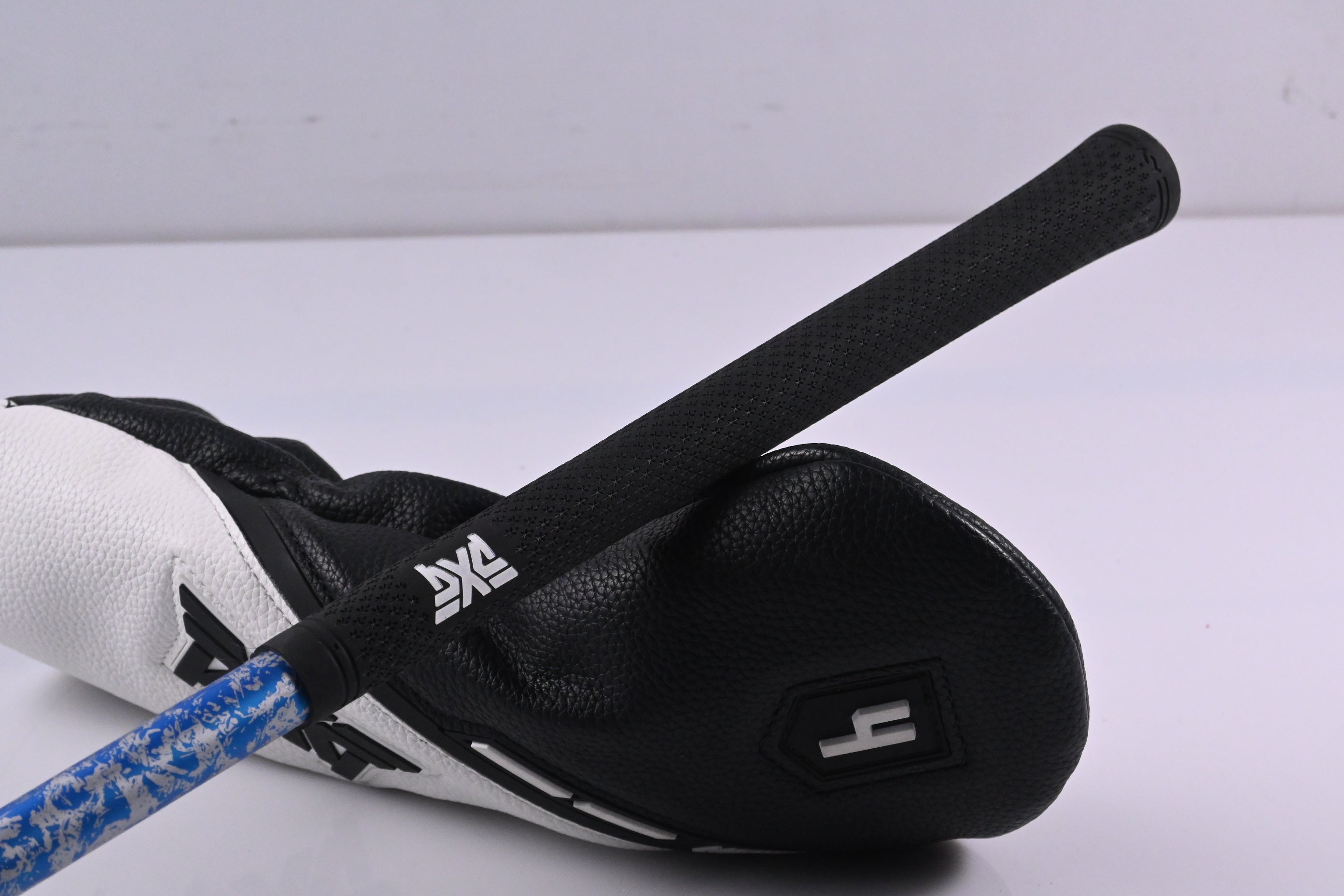 PXG Lightning #4 Wood / 17 Degree / Stiff Flex Denali Frost Blue 60 Shaft