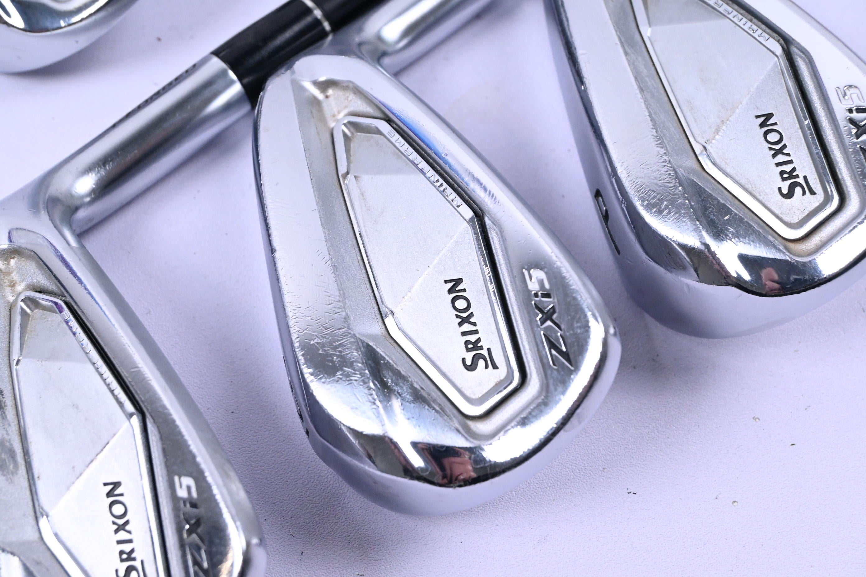 Srixon ZXi5 Irons / 6-PW / Regular Flex KBS TGI 60 Shafts