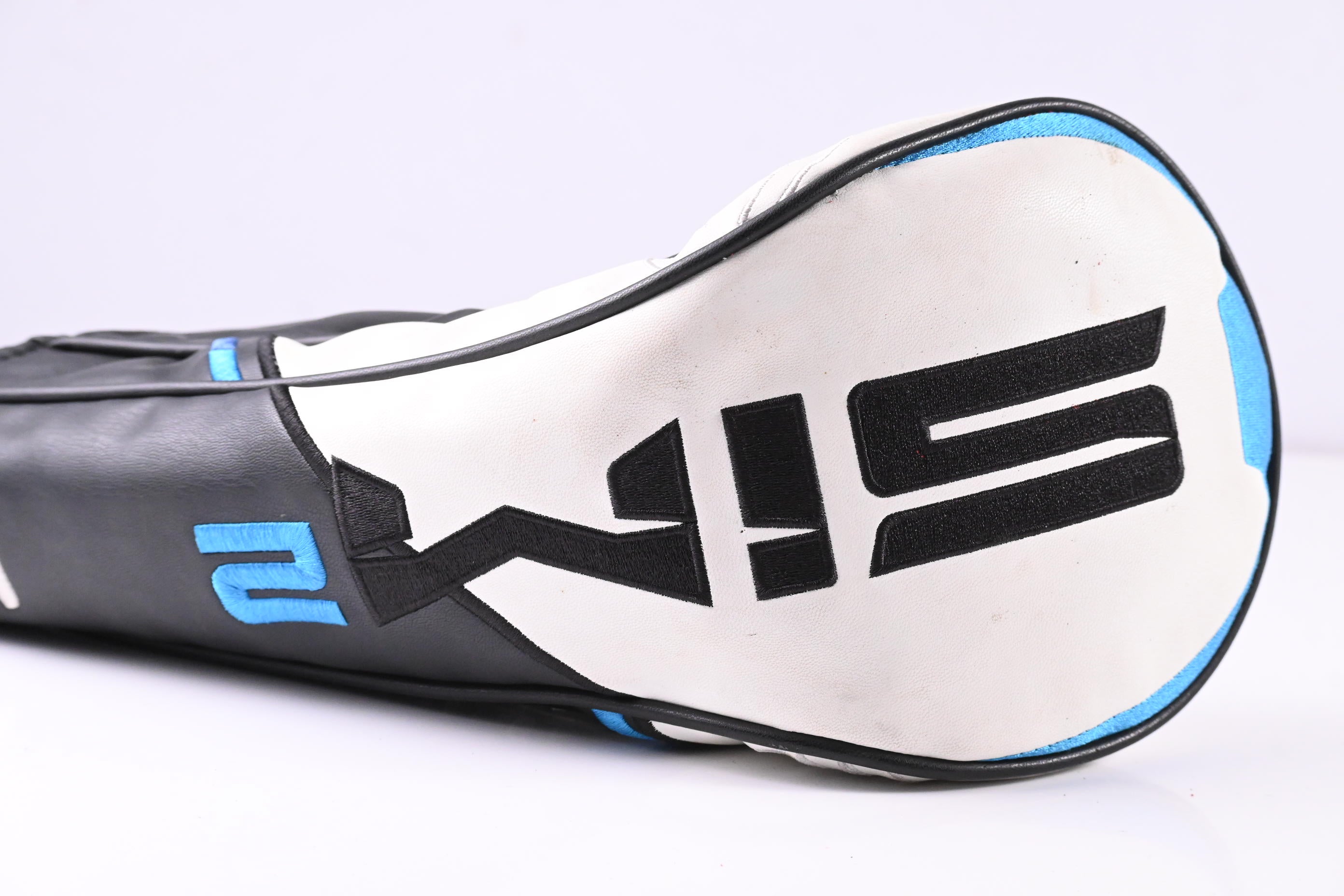 Taylormade SIM2 Driver / 9 Degree / Stiff Flex Tensei AV Blue 60 Shaft