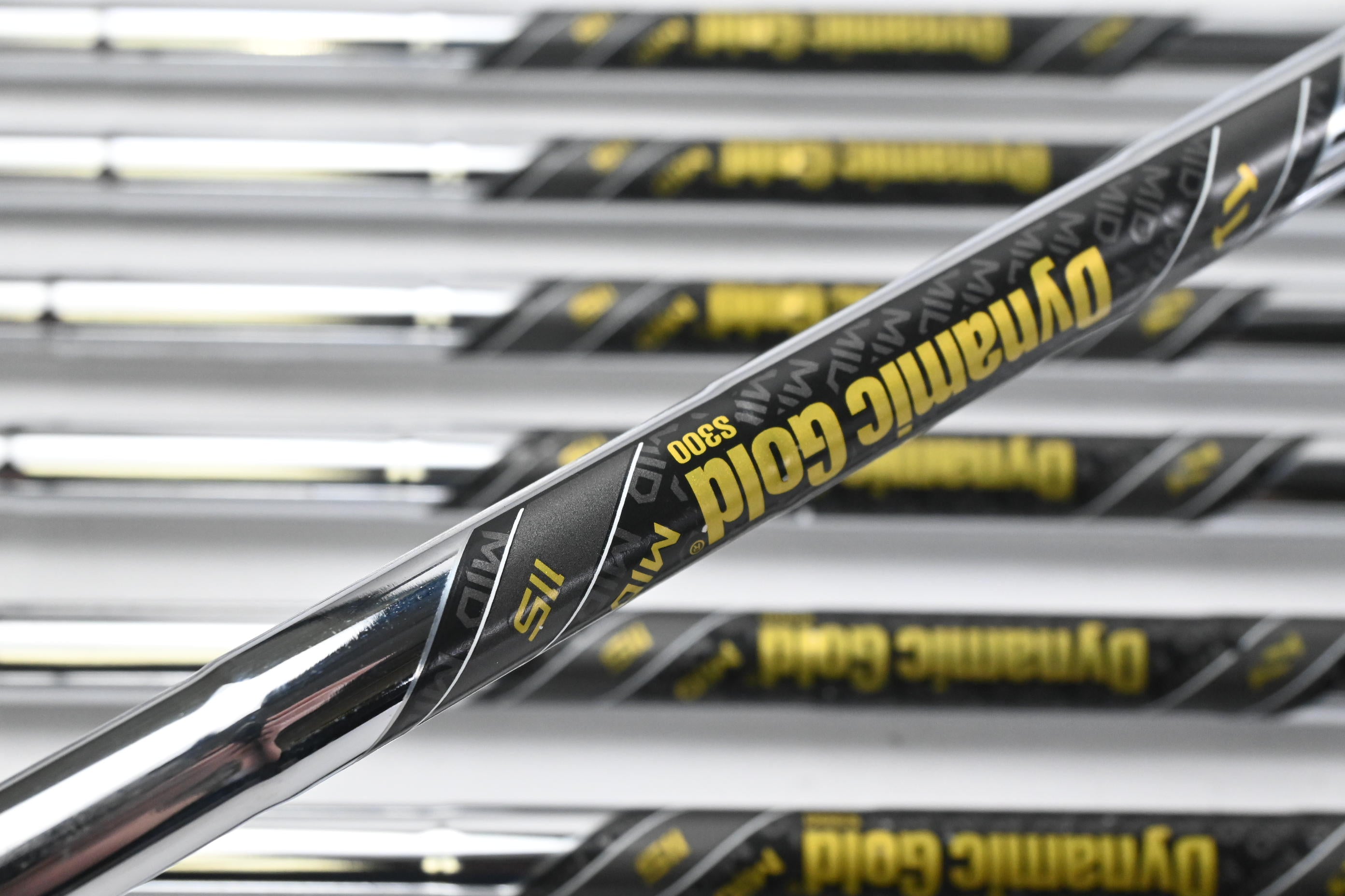 Callaway Apex Pro 24 Irons / 4-PW+GW / Stiff Flex Dynamic Gold S300 Shafts