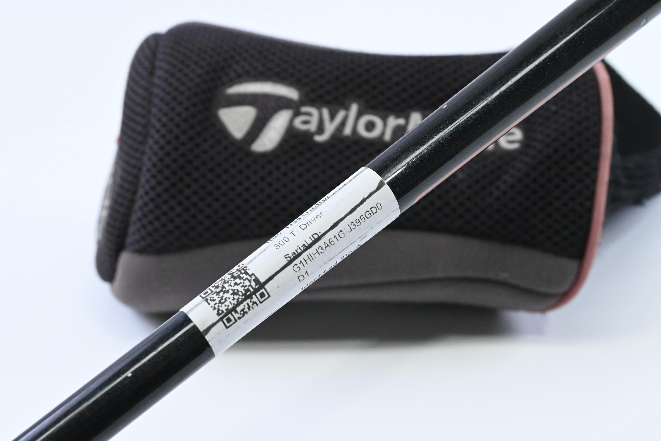 Taylormade R360 Ti Driver / 8.5 Degree / Stiff Flex Taylormade Bubble Ultralite