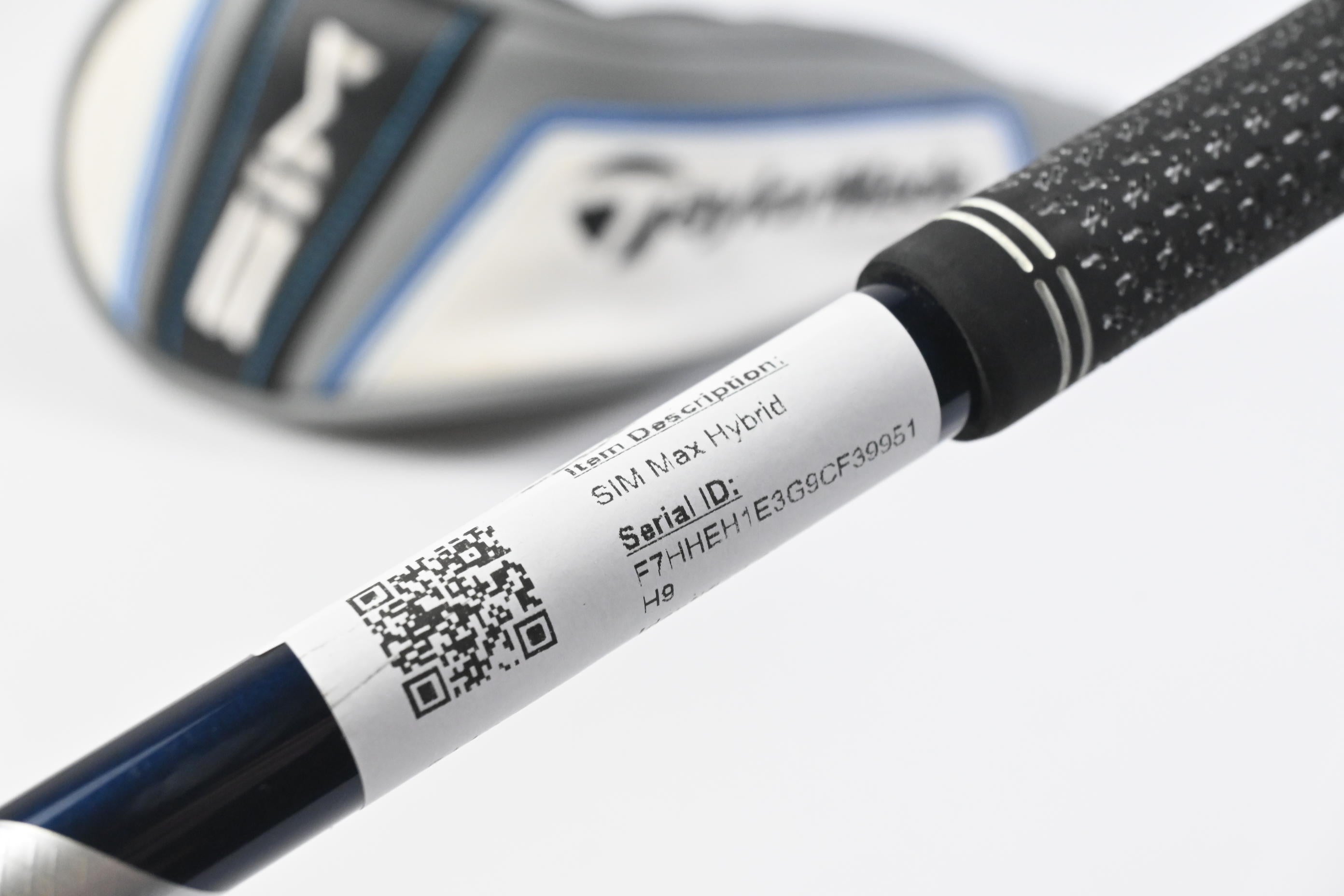 Taylormade SIM Max #3 Hybrid / 19 Degree / Stiff Flex Fujikura Ventus Blue 7
