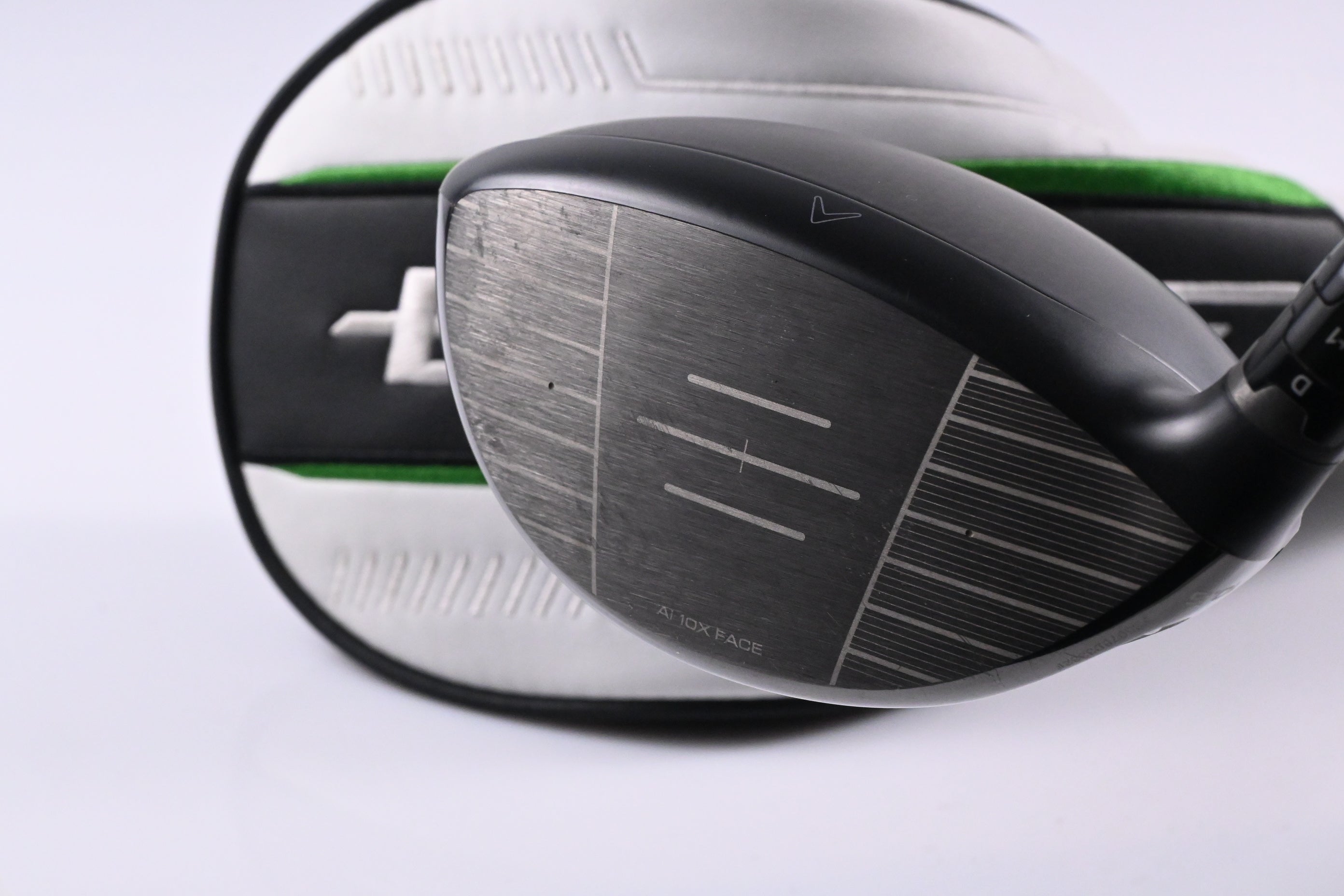 Callaway Elyte X Driver / 10.5 Degree / Regular Flex Denali Charcoal 50 Shaft