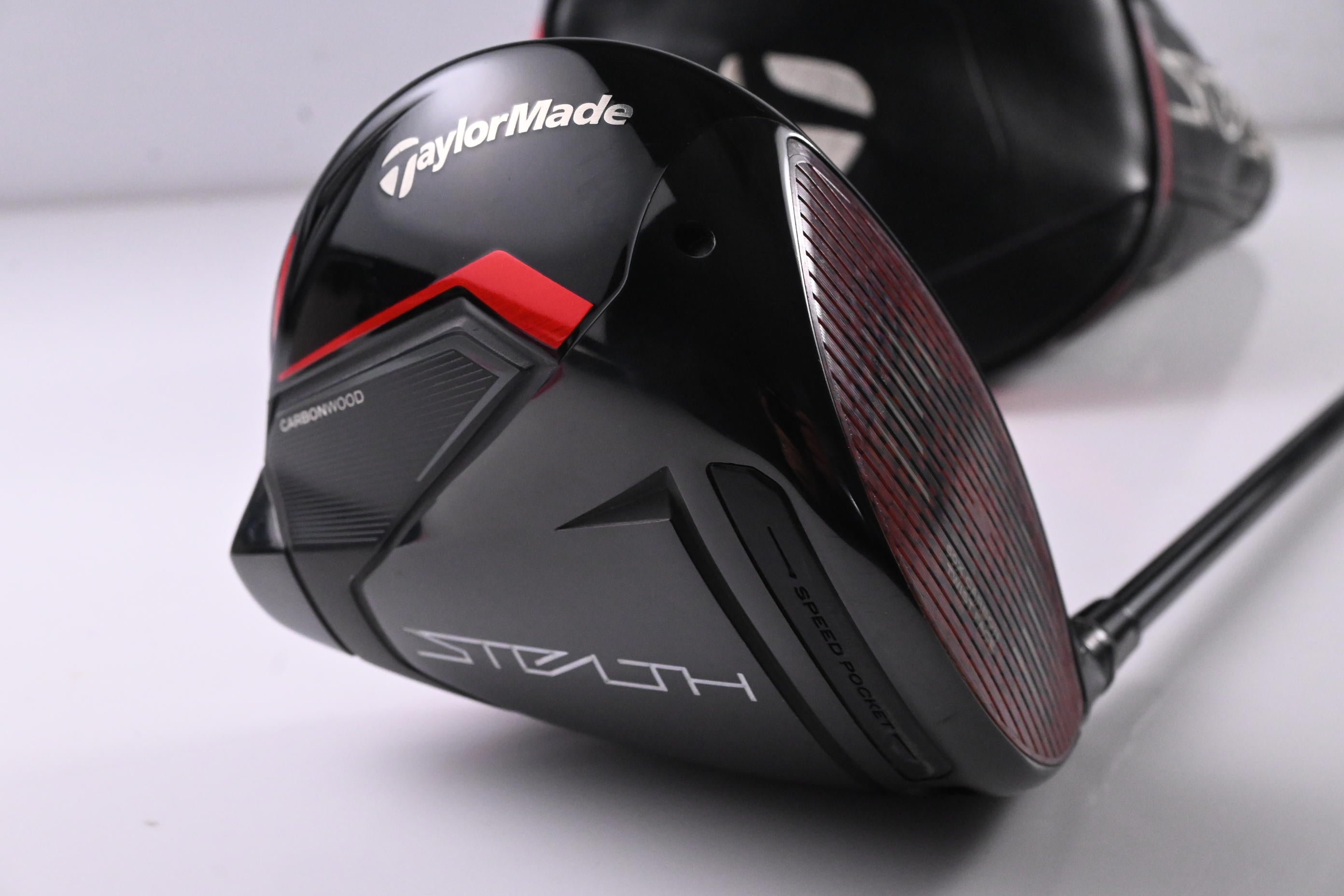 Taylormade Stealth Driver / 10.5 Degree / Regular Flex Fujikura Ventus Red 5
