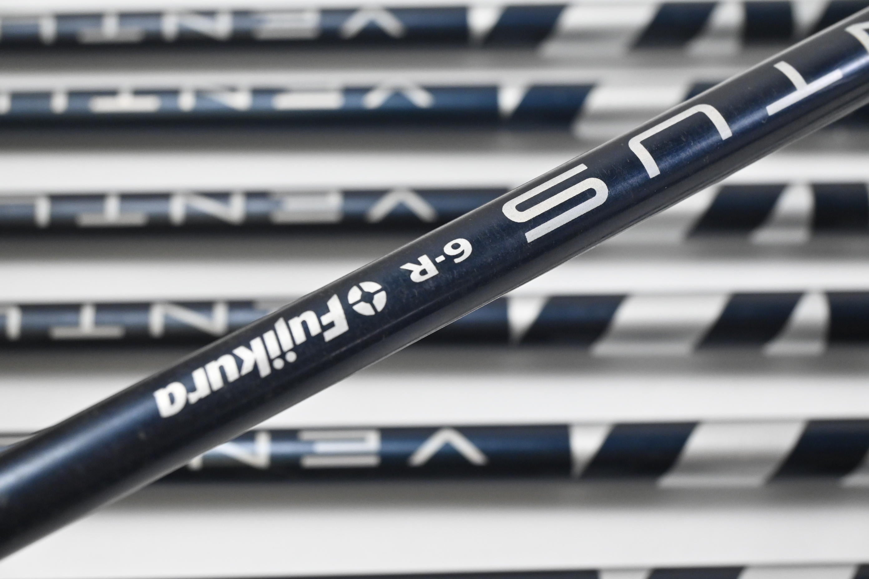 Taylormade SIM Max OS Irons / 5-PW+SW / Regular Flex Ventus Blue 6 Shafts
