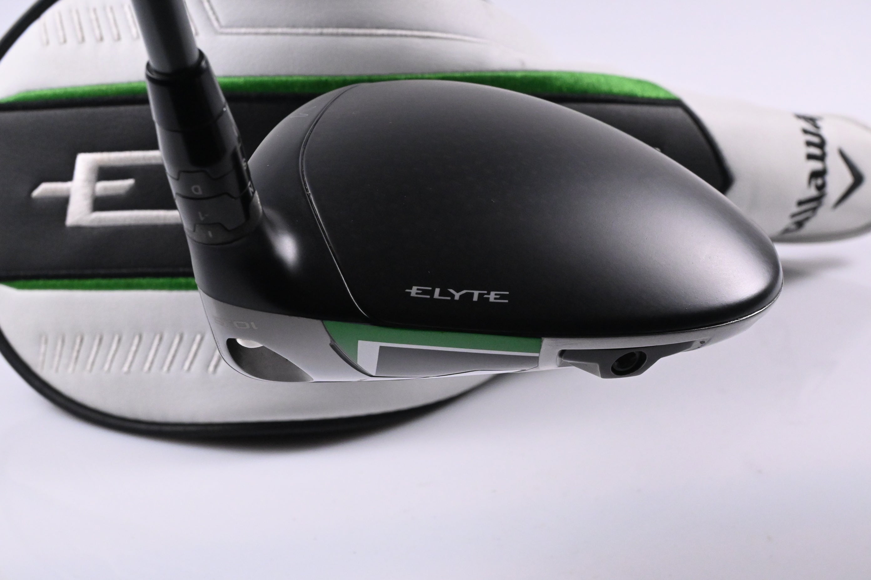 Callaway Elyte X Driver / 10.5 Degree / Regular Flex Denali Charcoal 50 Shaft