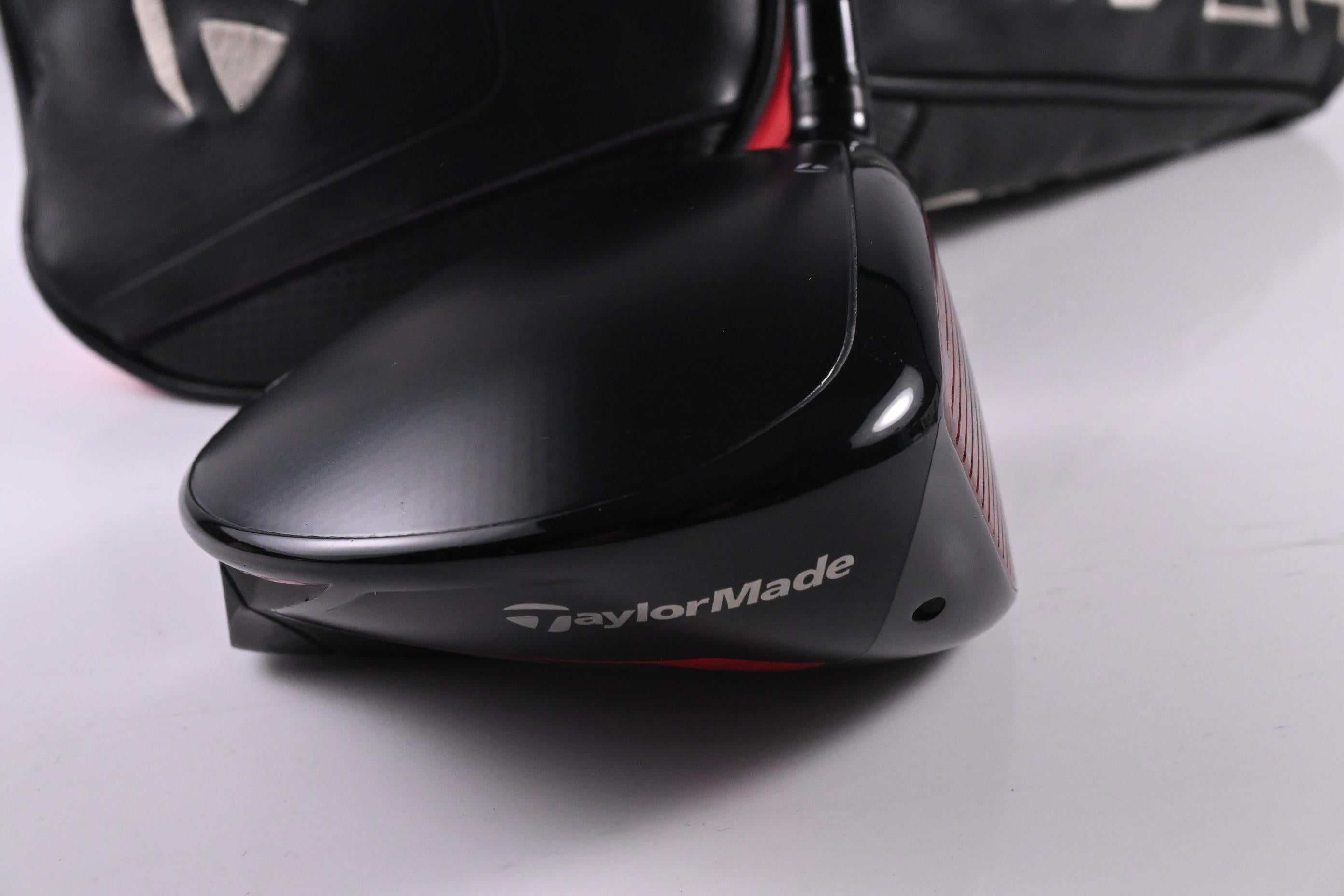 Taylormade Stealth Driver / 10.5 Degree / Regular Flex Fujikura Ventus Red 5