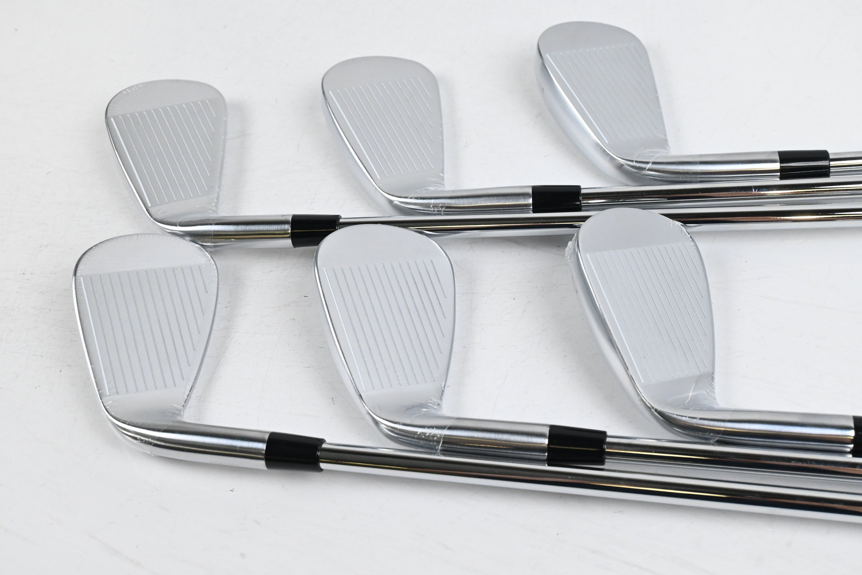 Callaway Quantum Max Irons / 5-PW / Stiff Flex KBS Max 90 Shafts
