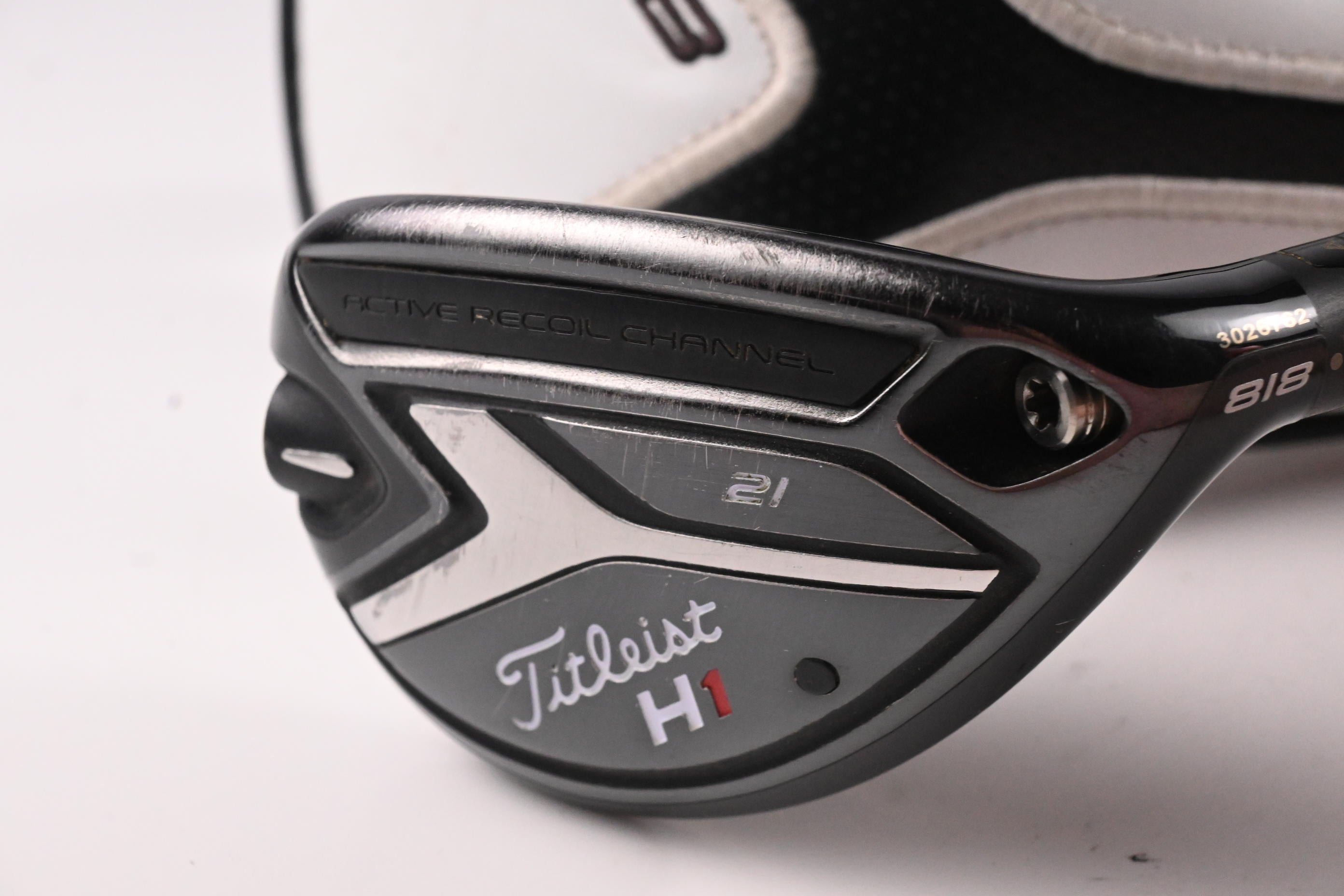 Titleist 818 H1 #3 Hybrid / 21 Degree / Stiff Flex Tensei CK Blue 70 Shaft