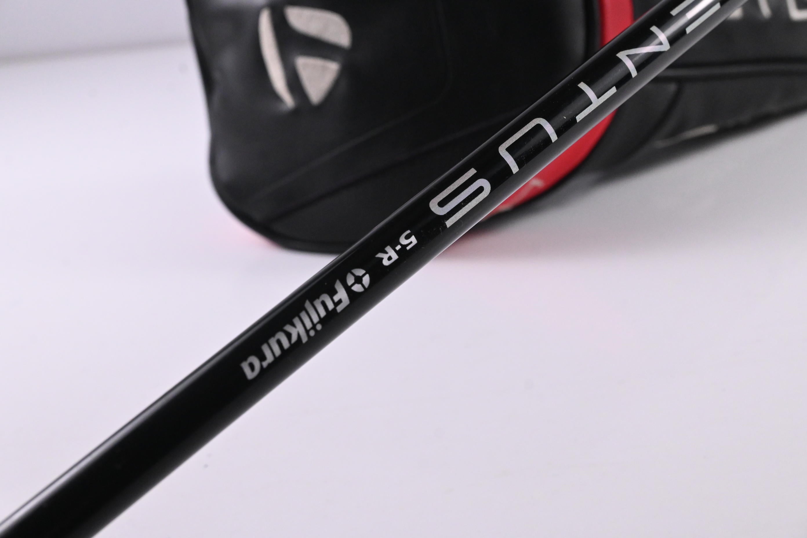 Taylormade Stealth Driver / 10.5 Degree / Regular Flex Fujikura Ventus Red 5