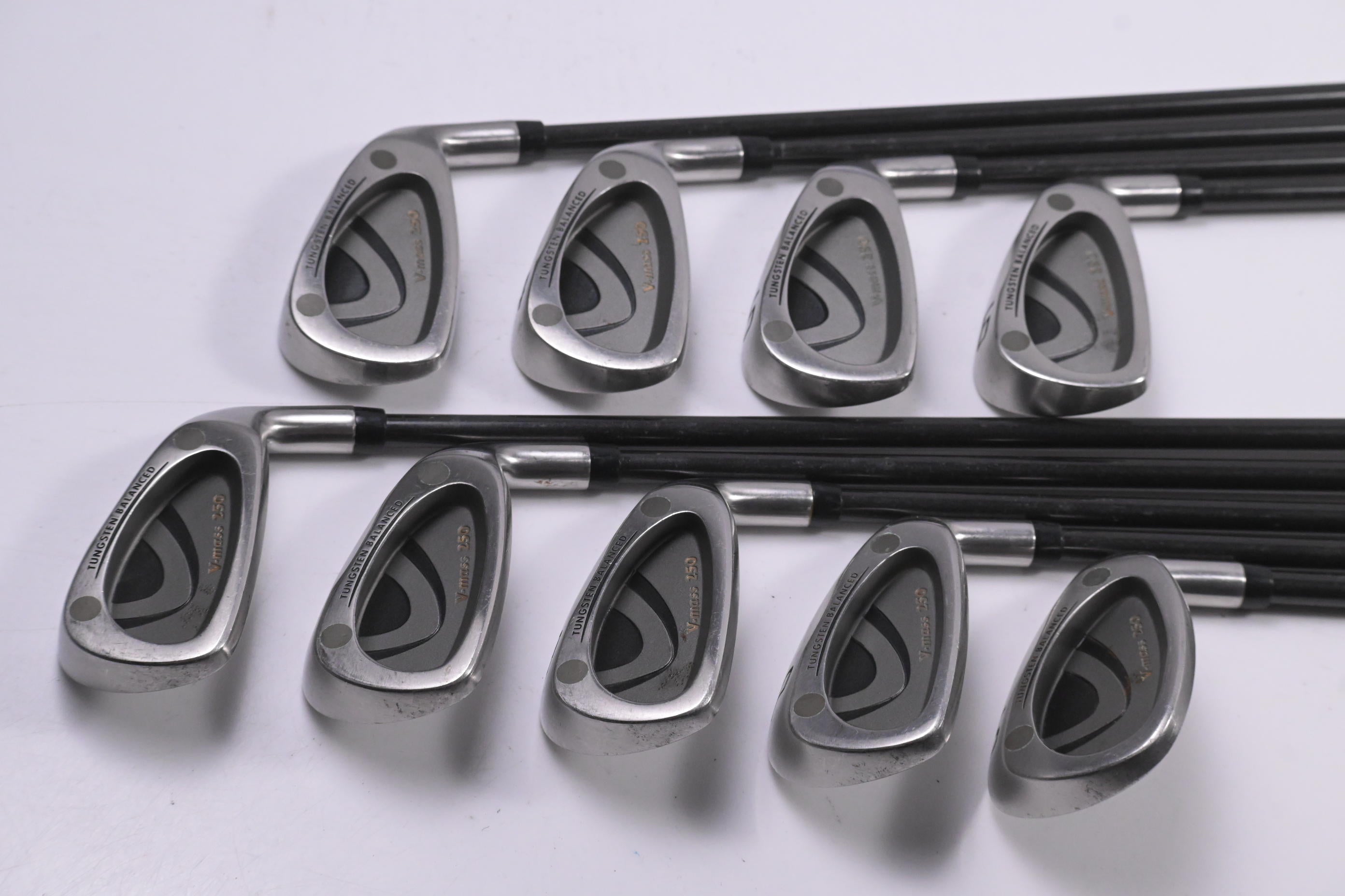 Yonex V-Mass 250 Irons / 3-PW+SW / Regular Flex Yonex HGS 3000 Shafts