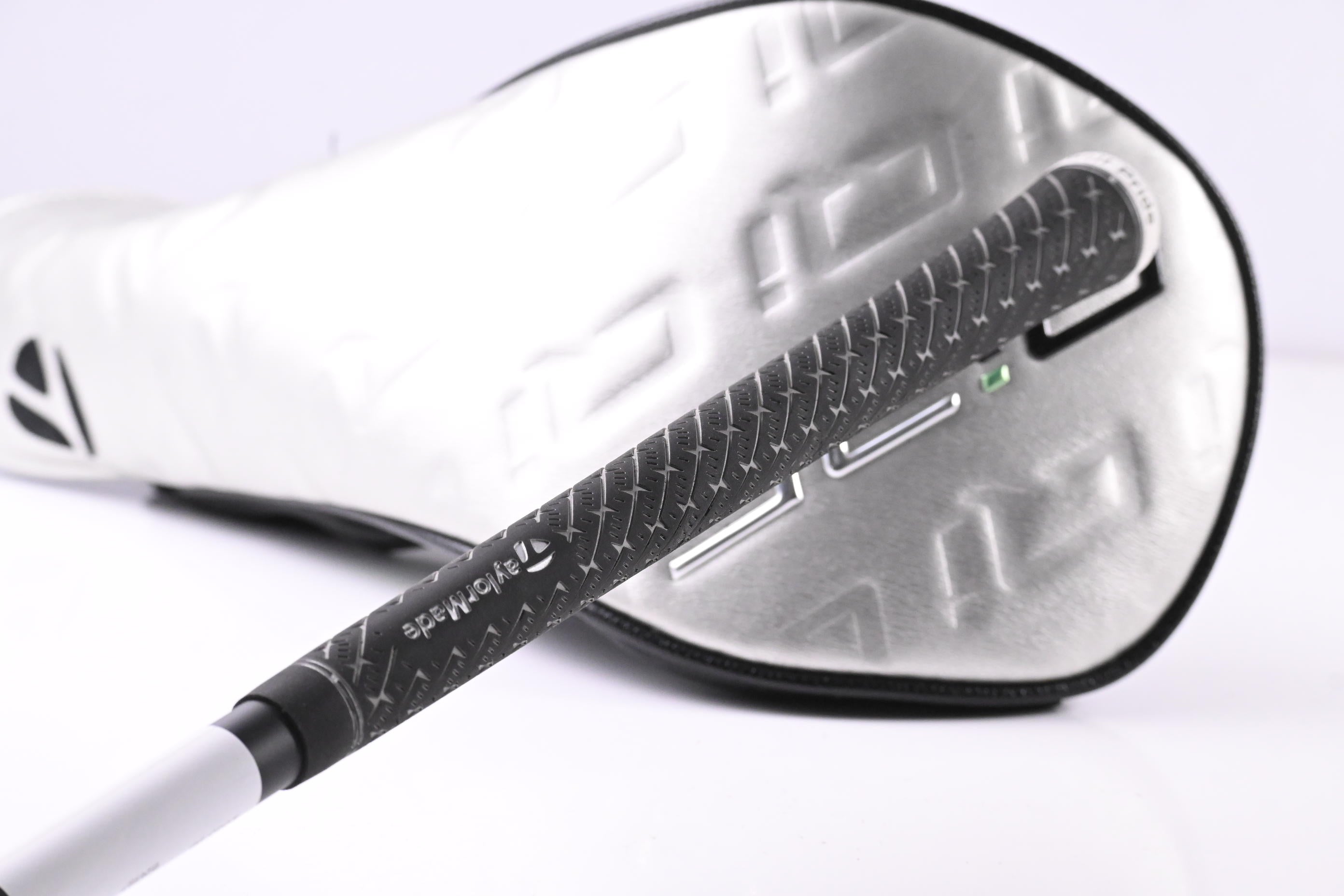 Taylormade Qi35 Max Lite Driver / 12 Degree / Regular Flex Vanquish 4 Shaft