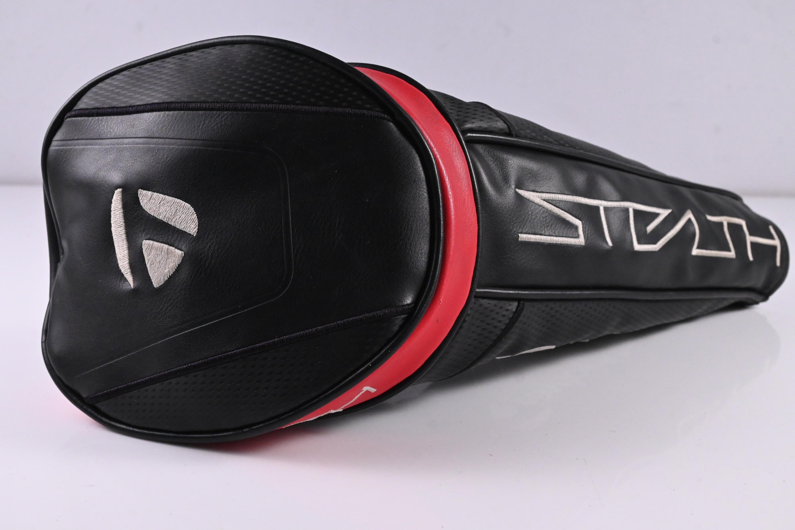 Taylormade Stealth Driver / 10.5 Degree / Regular Flex Fujikura Ventus Red 5