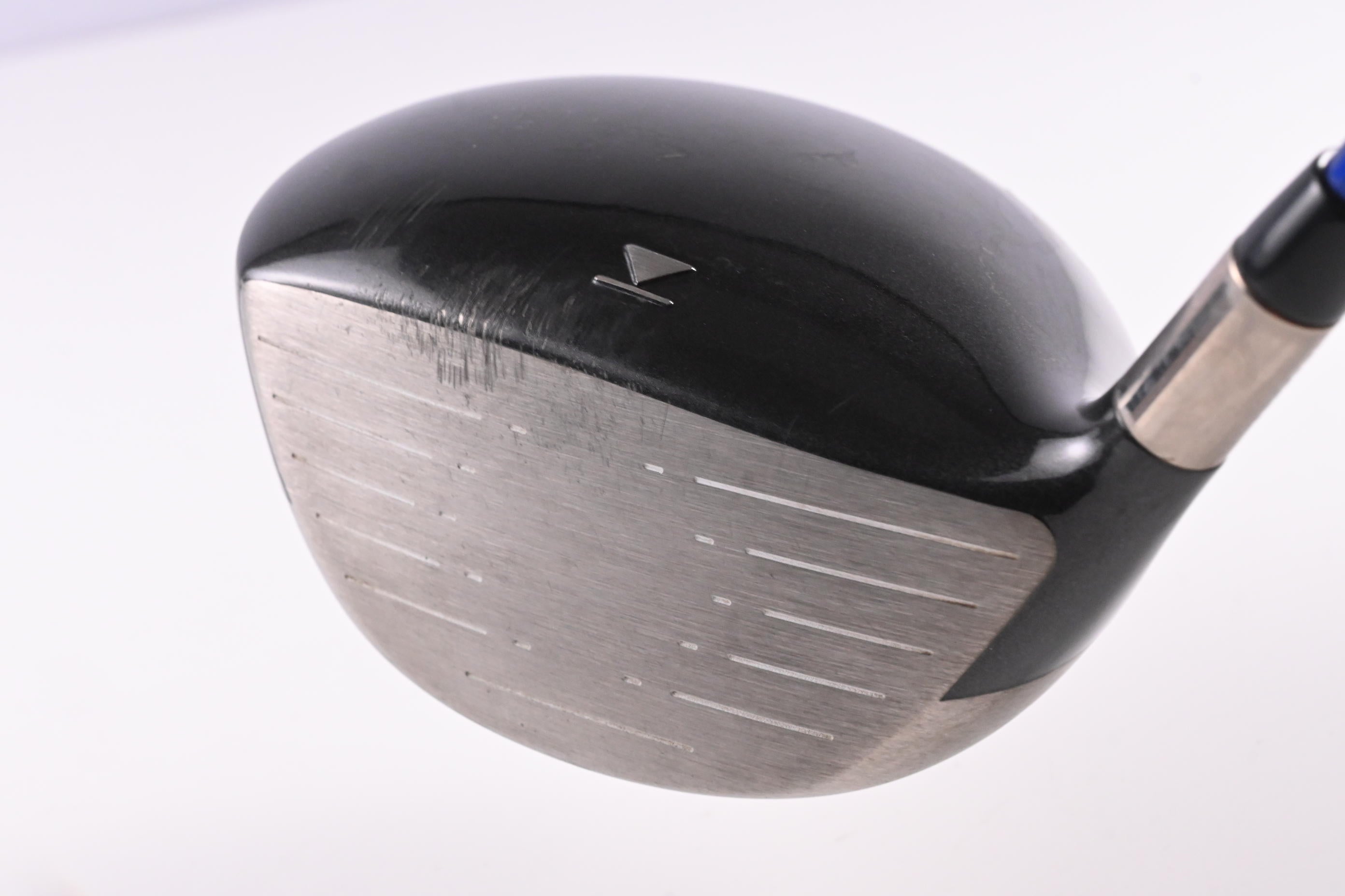 Titleist 905 R Driver / 10.5 Degree / Regular Flex Graphite Design YS-6+ Shaft
