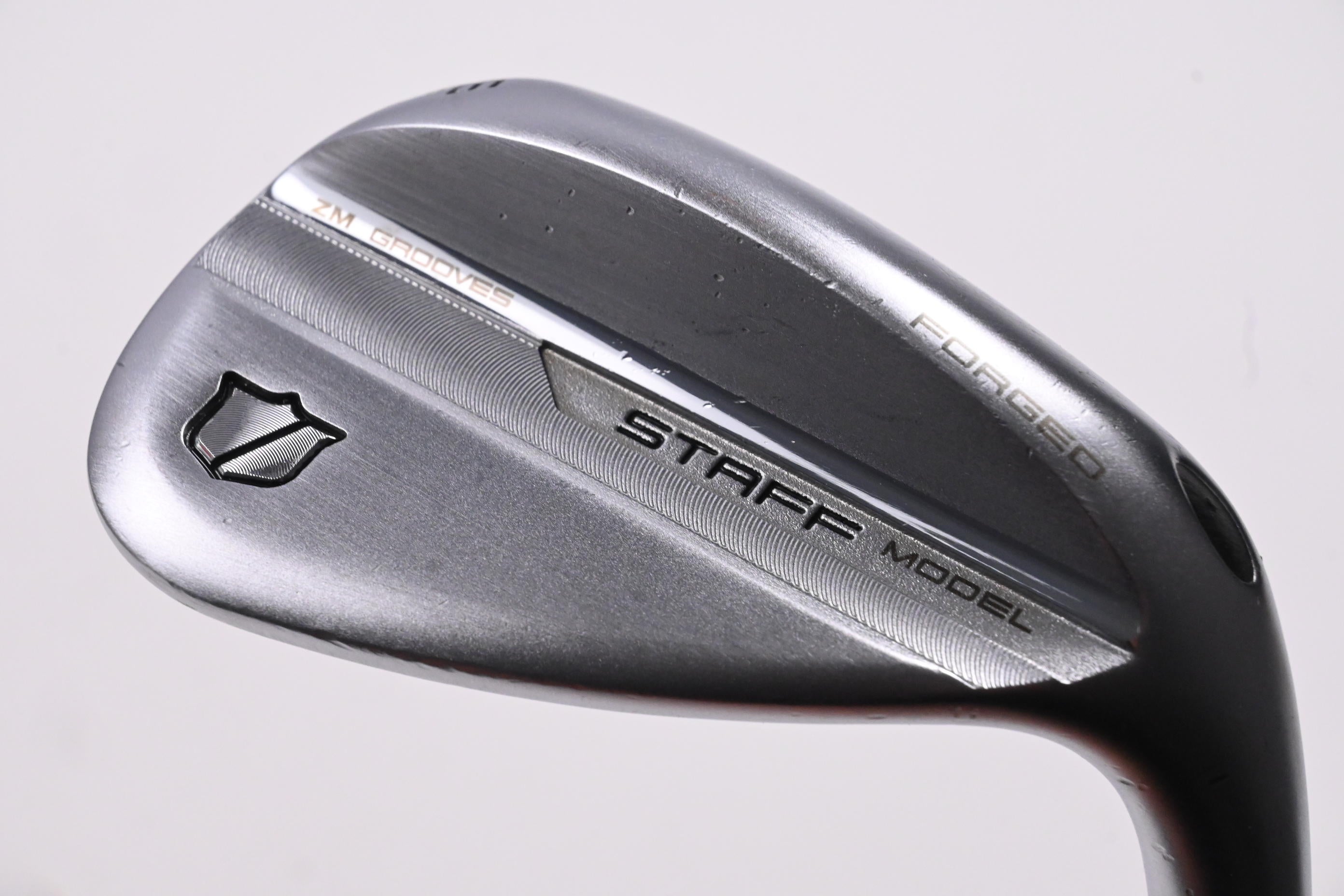 Wilson Staff Model Sand Wedge / 56 Degree / Wedge Flex Dynamic Gold Spinner