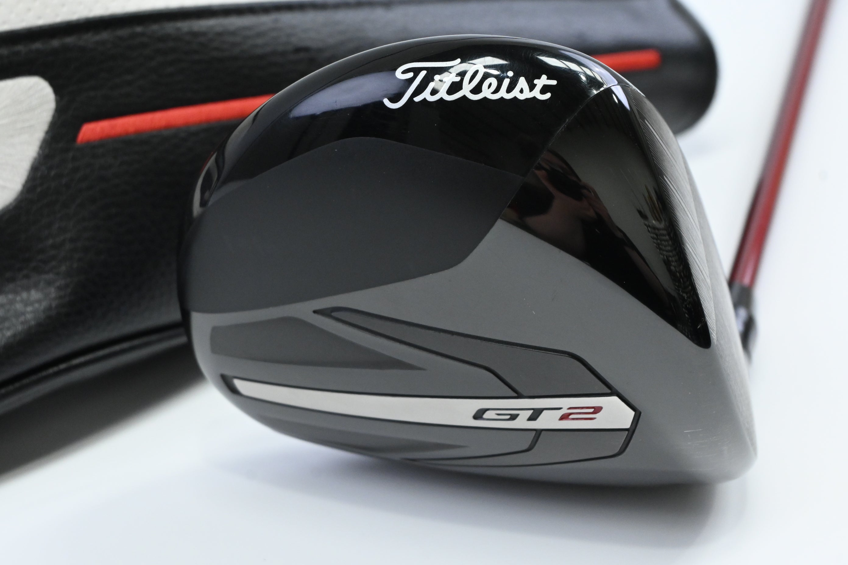 Titleist GT2 Driver / 11 Degree / Regular Flex Denali Red 50 Shaft