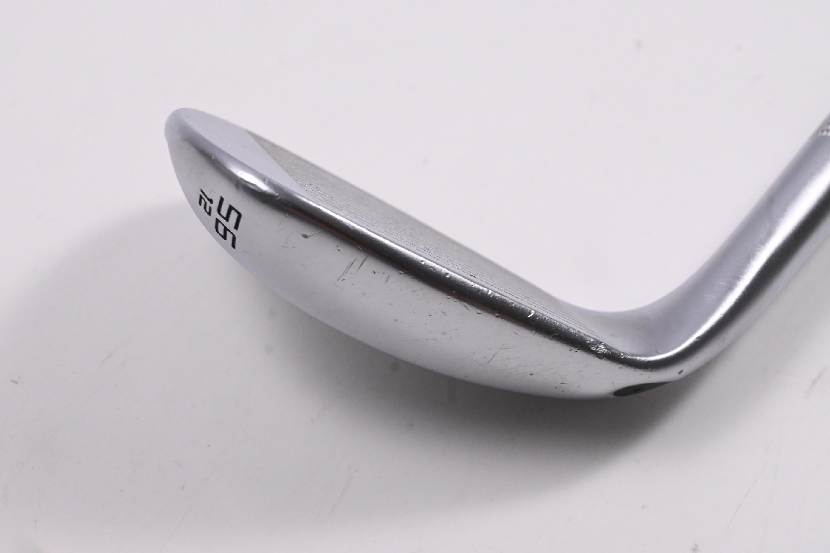 Wilson Staff Model Sand Wedge / 56 Degree / Wedge Flex Dynamic Gold Spinner