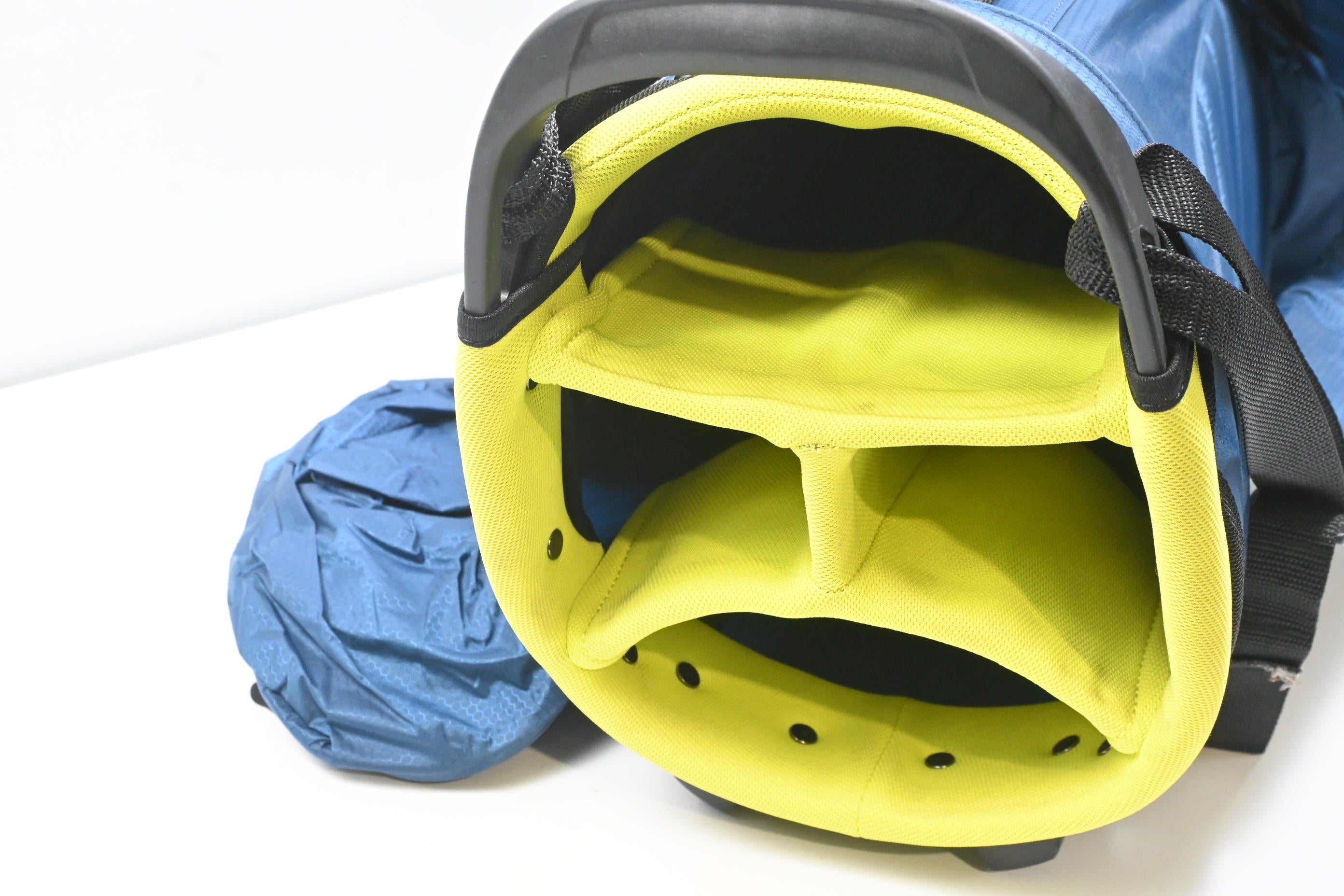 Callaway Chase Dry Stand Bag / 4-Way Divider / Navy, Yellow