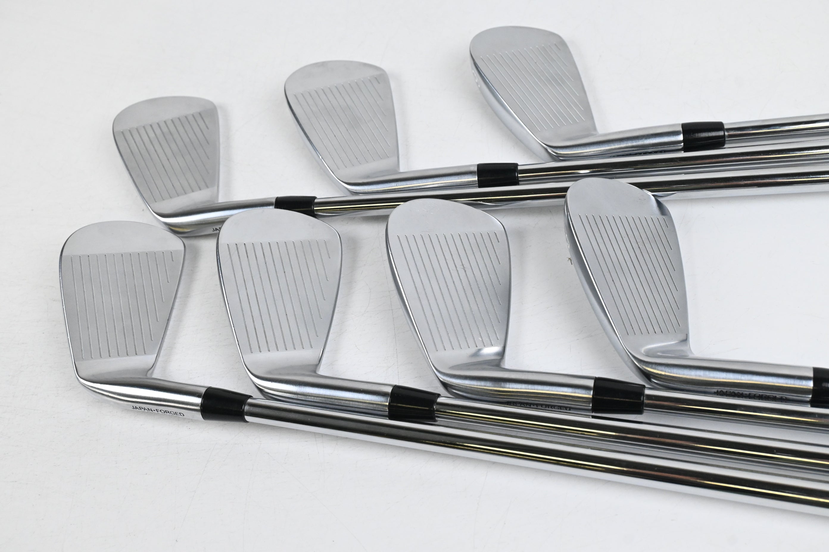Vega VSC Irons / 4-PW / Stiff Flex Project X Rifle Shafts