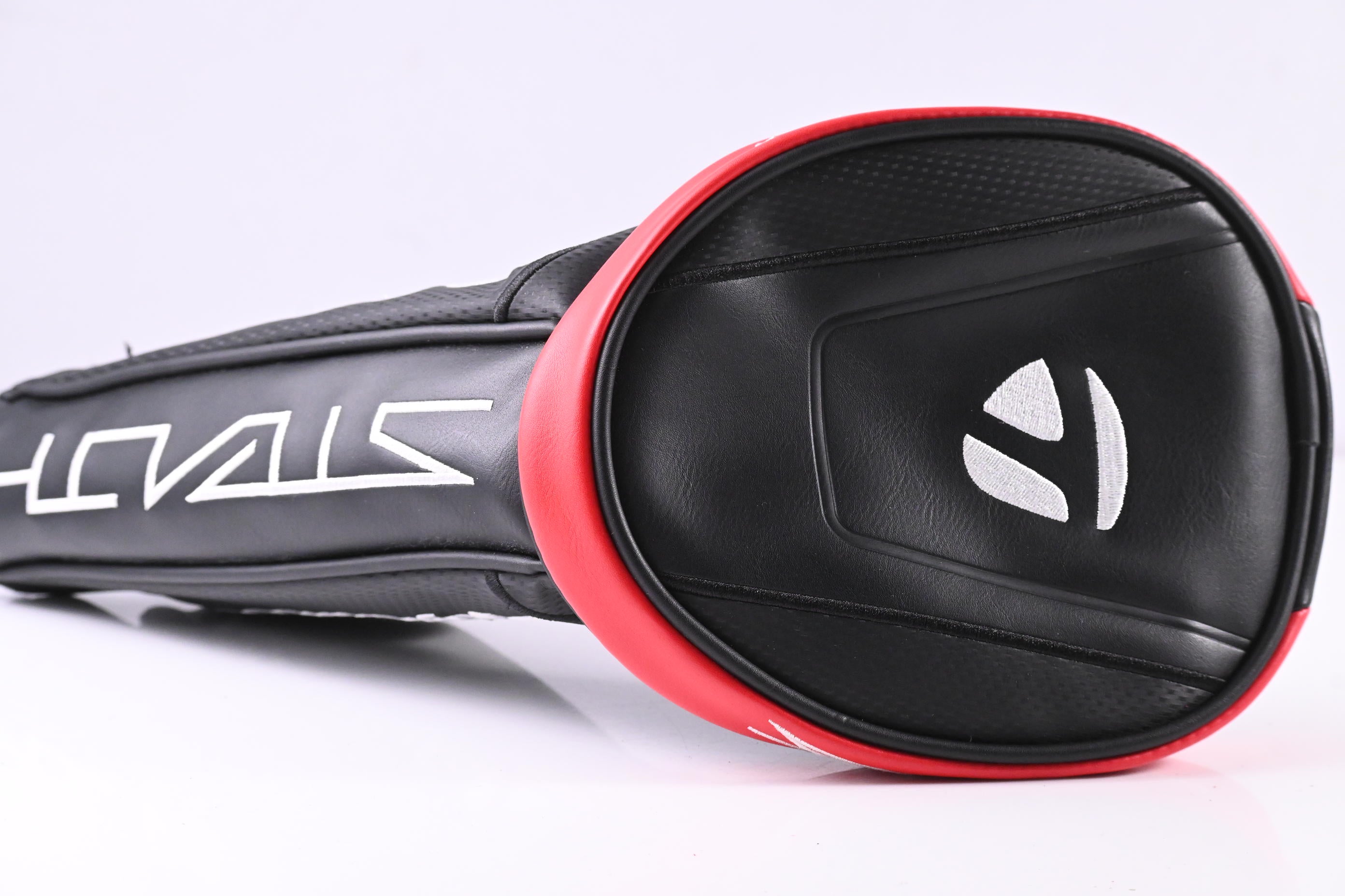 Taylormade Stealth Driver / 9 Degree / Regular Flex Ventus Red 5 Shaft