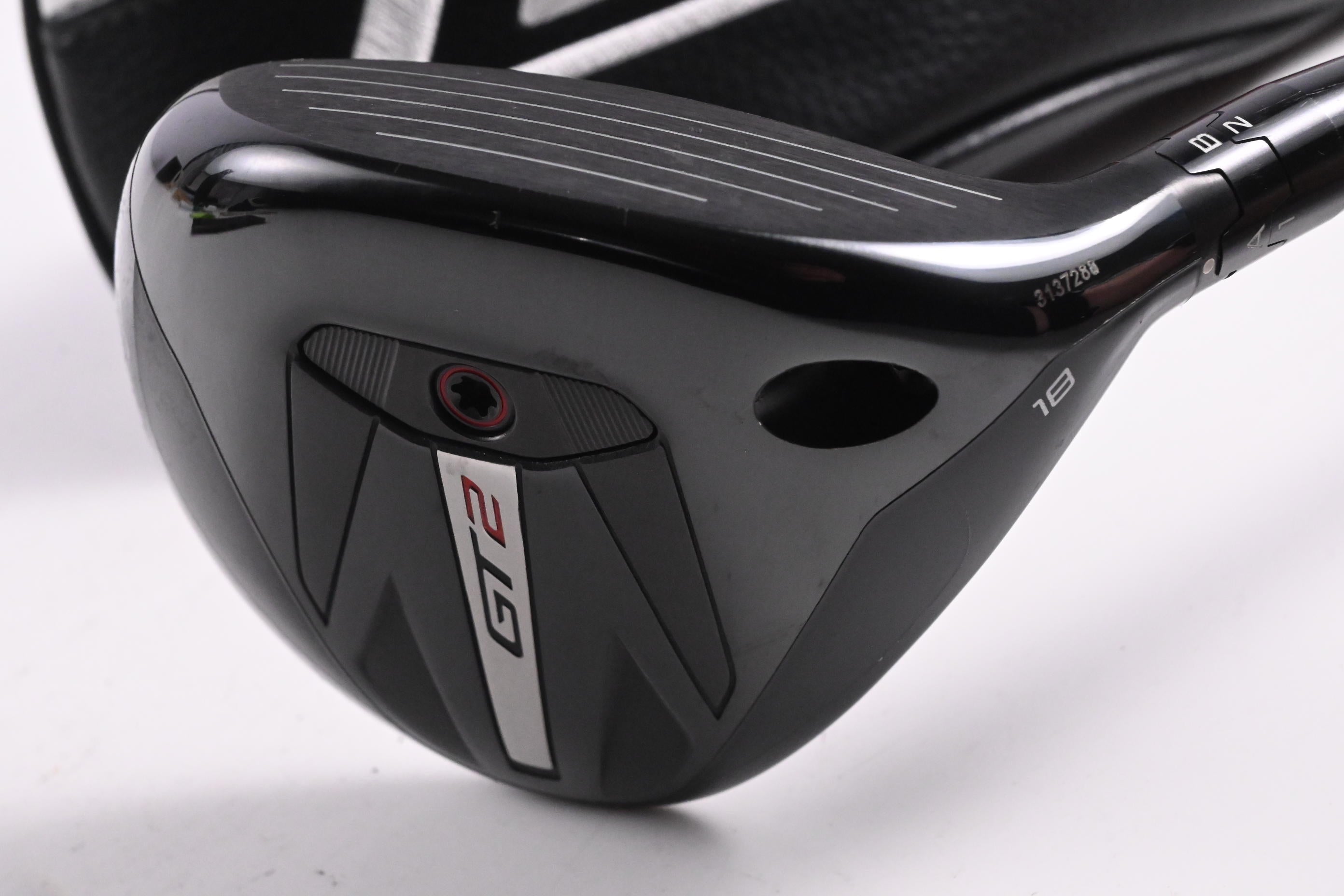 Titleist GT2 #5 Wood / 18 Degree / Regular Flex Denali Red 60 Shaft
