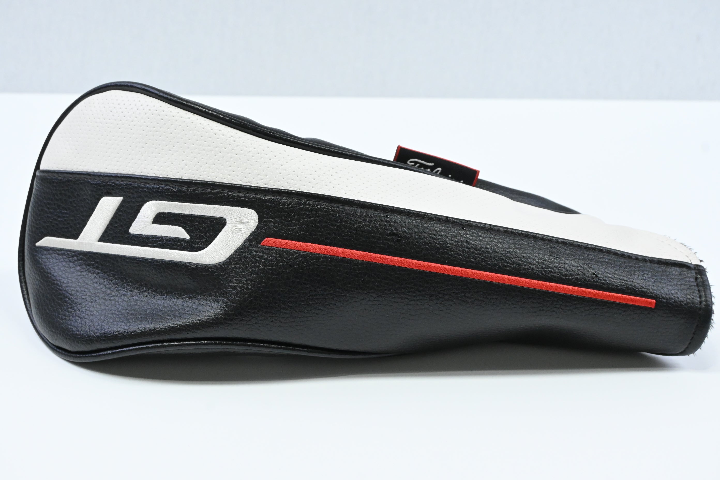 Titleist GT2 Driver / 11 Degree / Regular Flex Denali Red 50 Shaft