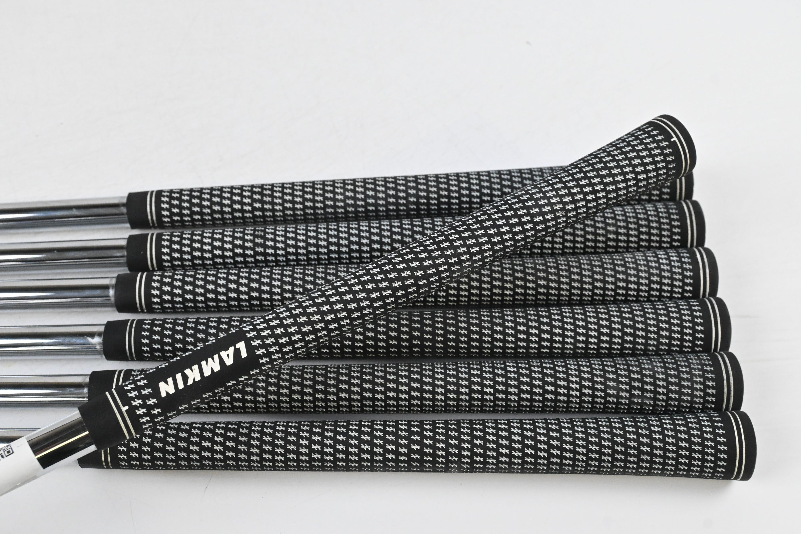 Vega VSC Irons / 4-PW / Stiff Flex Project X Rifle Shafts