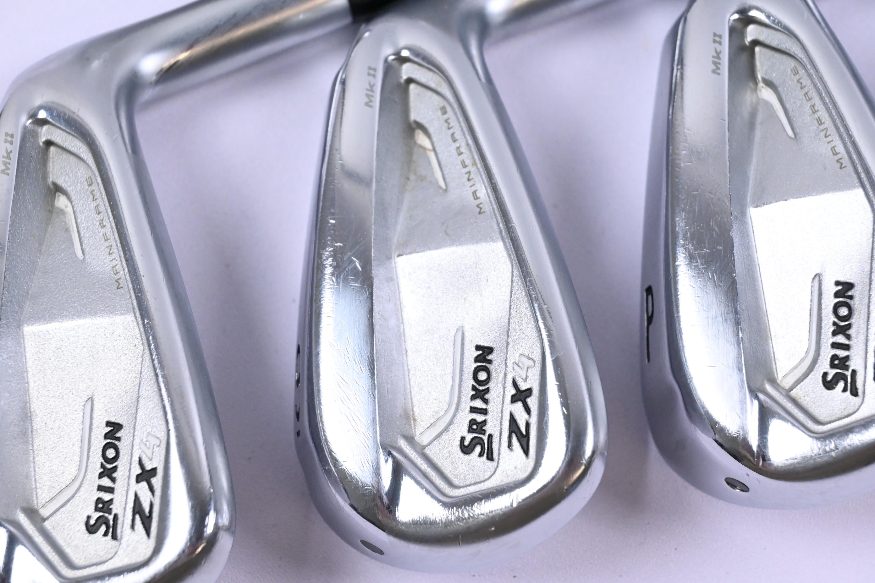 Srixon ZX4 MK II Irons 2023 / 5-PW+GW / Regular Flex Recoil Dart 65 Shafts