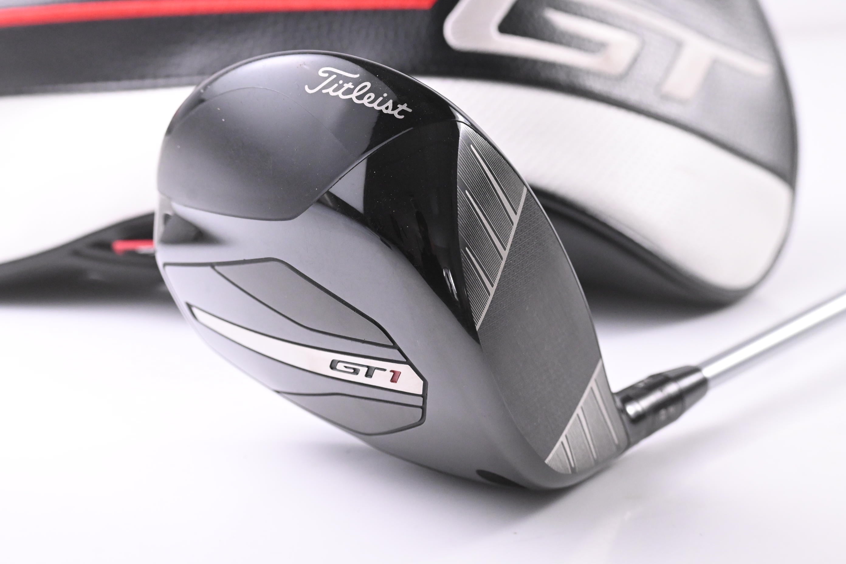Titleist GT1 Driver / 10 Degree / Regular Flex Fujikura Air Speeder 40 Shaft