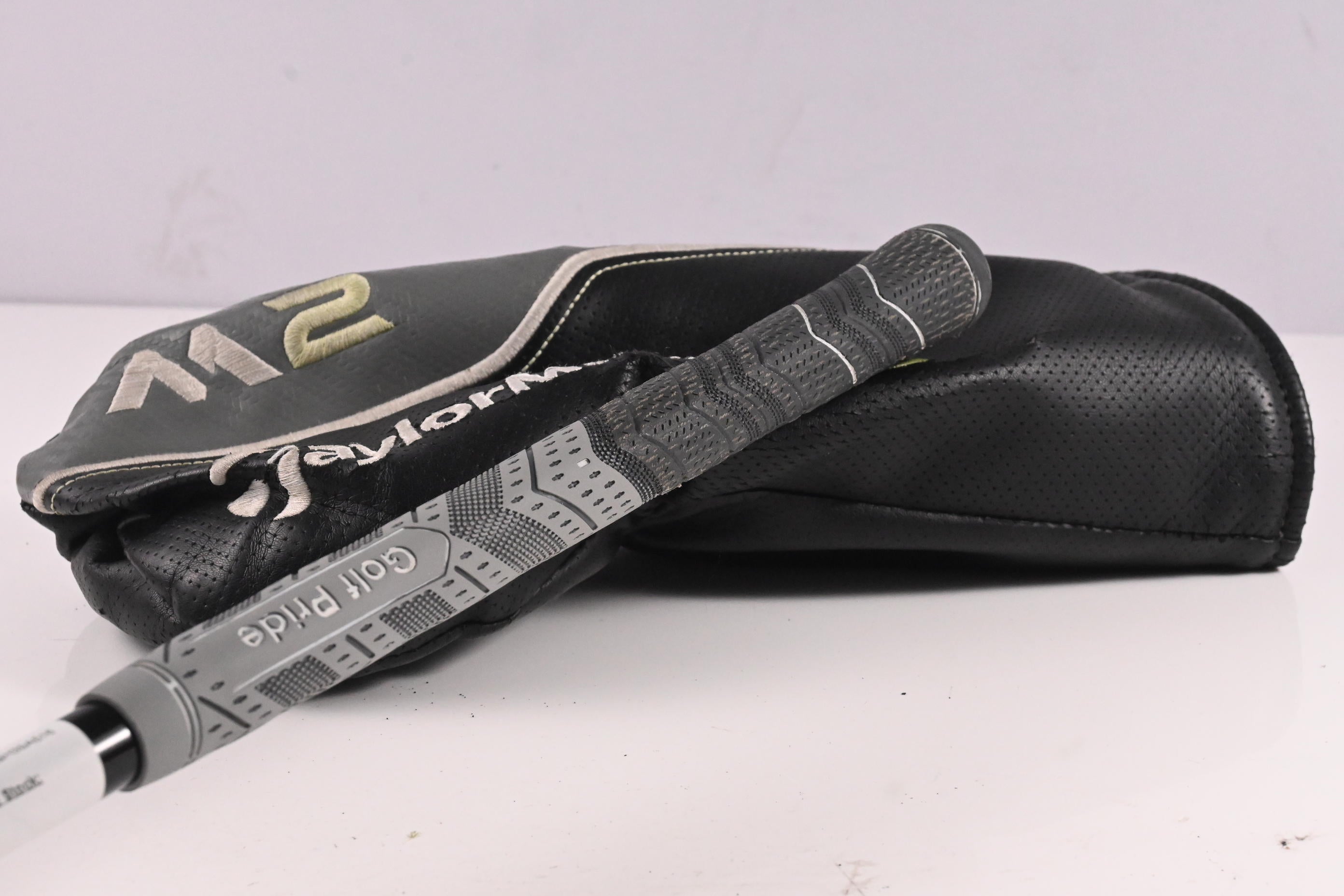 Taylormade M2 2017 Driver / 10.5 Degree / Stiff Flex Fujikura Pro 60 Shaft