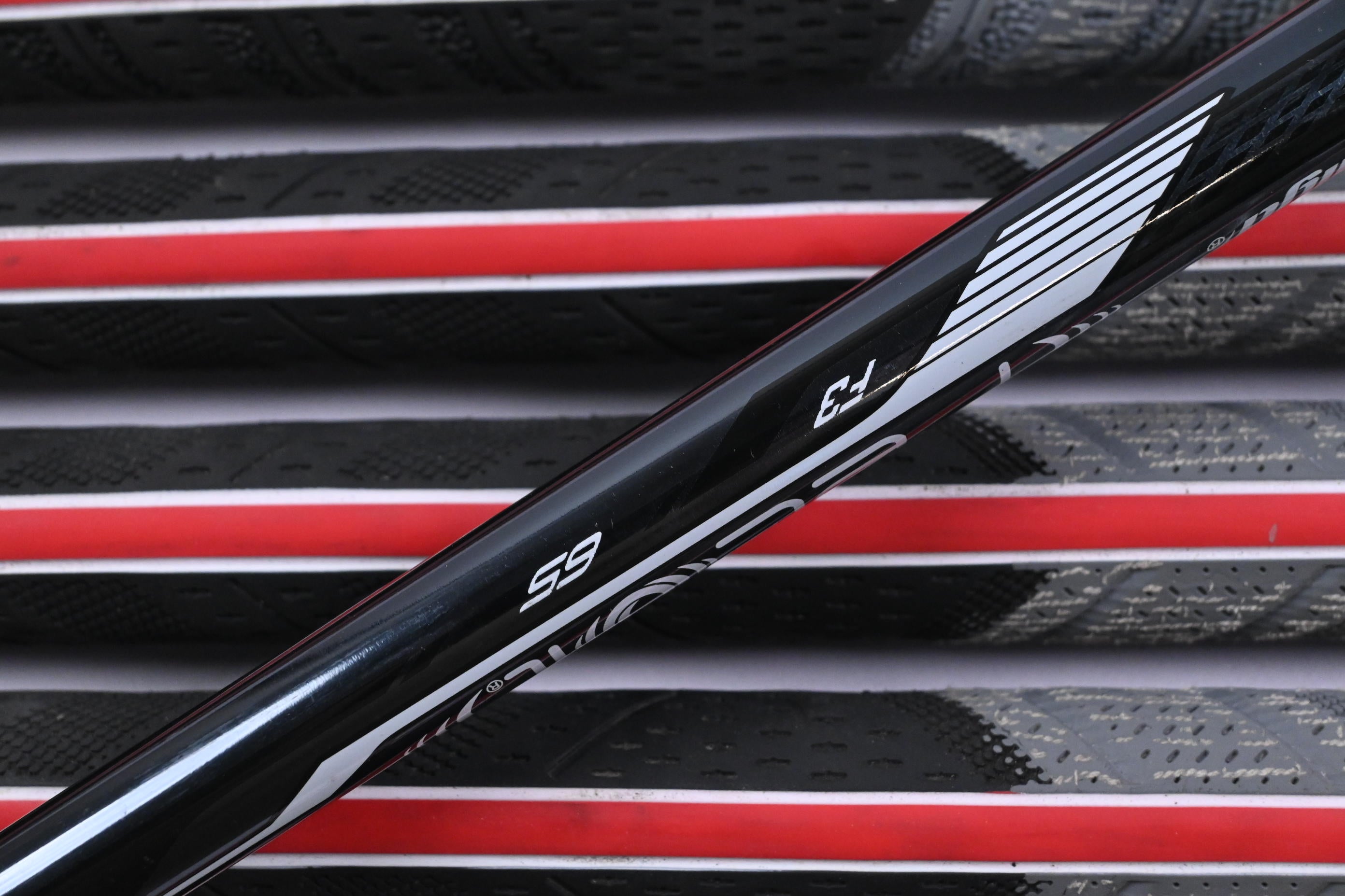 Srixon ZX4 MK II Irons 2023 / 5-PW+GW / Regular Flex Recoil Dart 65 Shafts