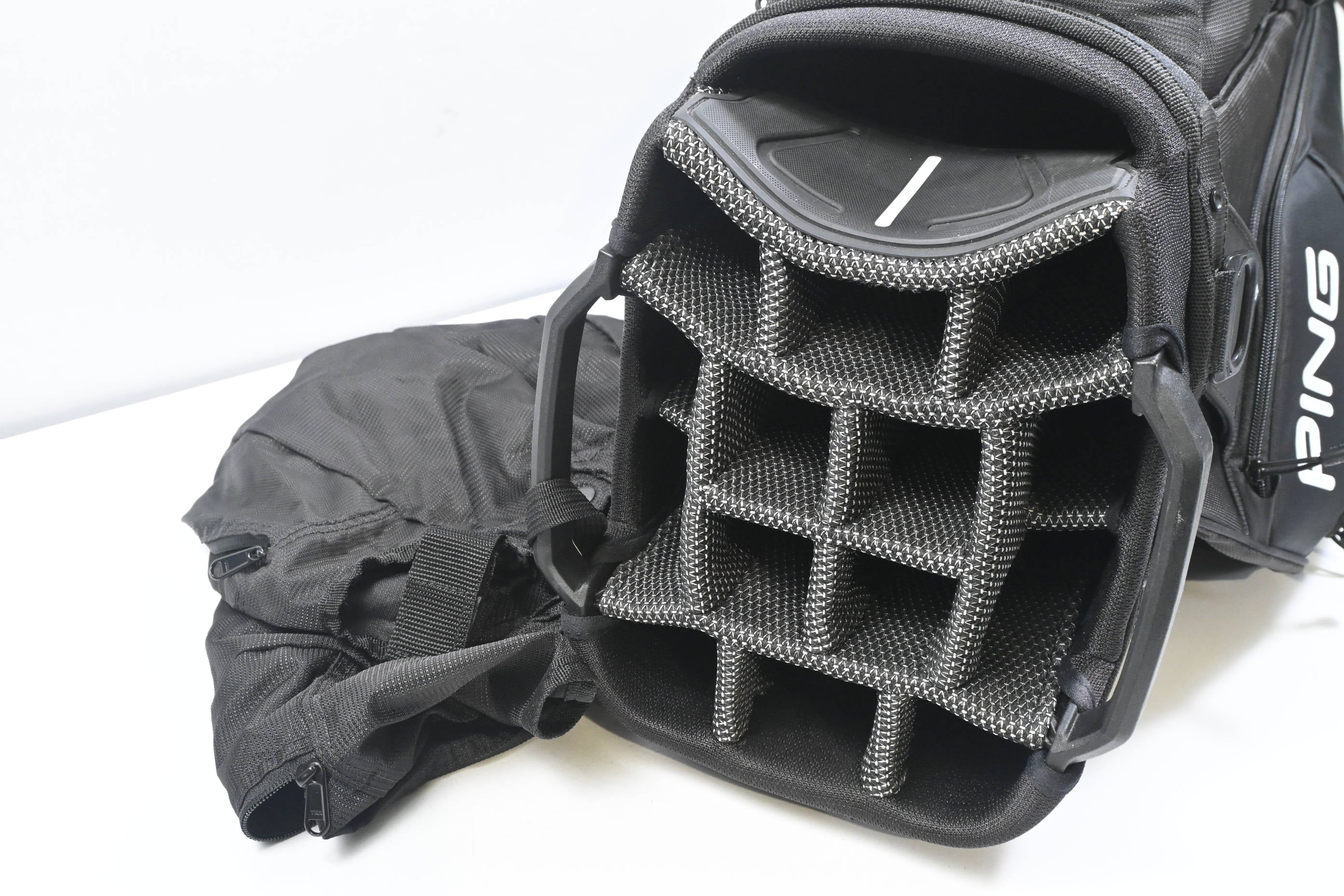 Ping Pioneer Cart Bag / 15-Way Divider / Black