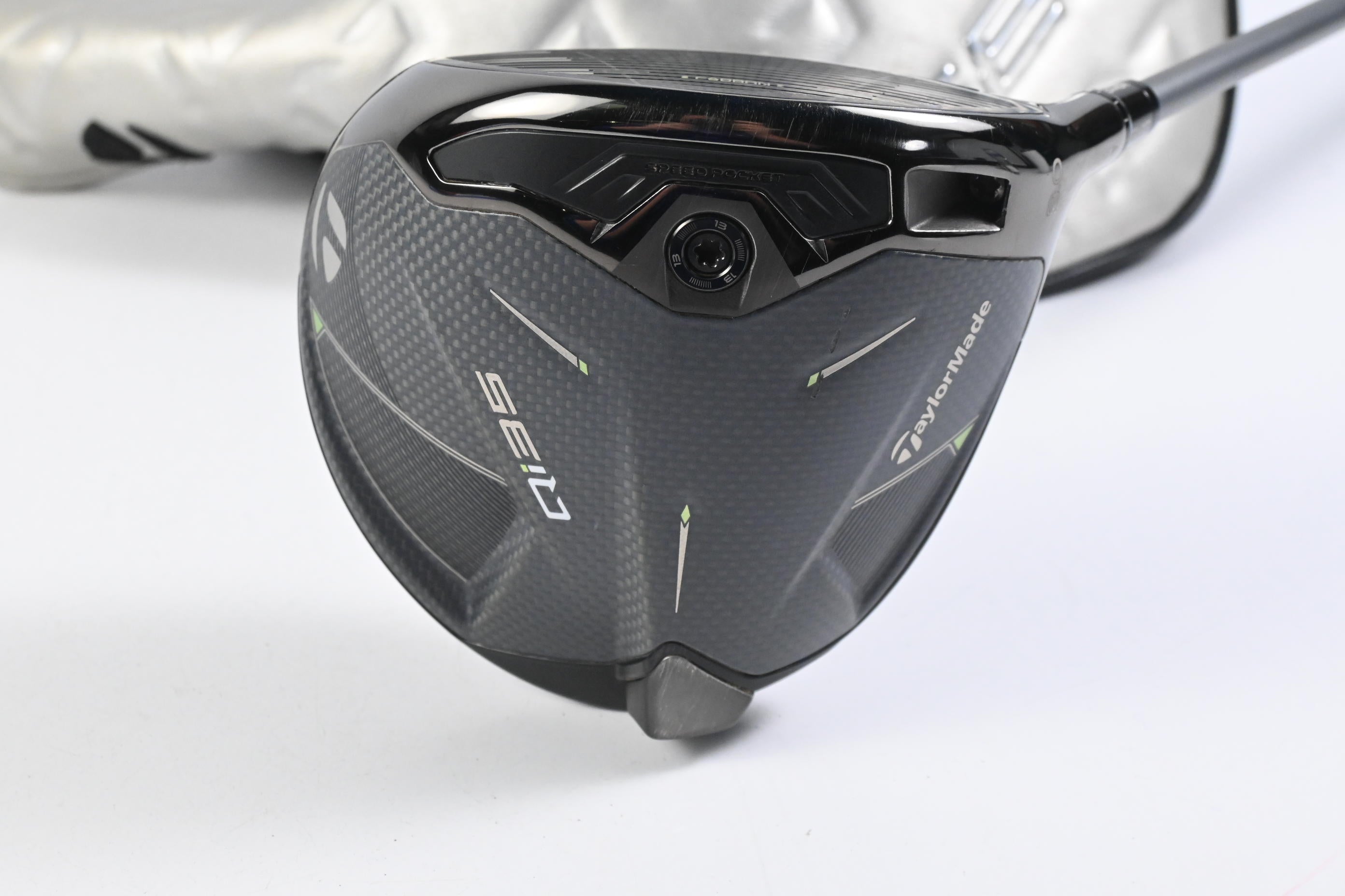 Taylormade Qi35 Driver / 9 Degree / Regular Flex Fujikura AIRSPD 50 Shaft