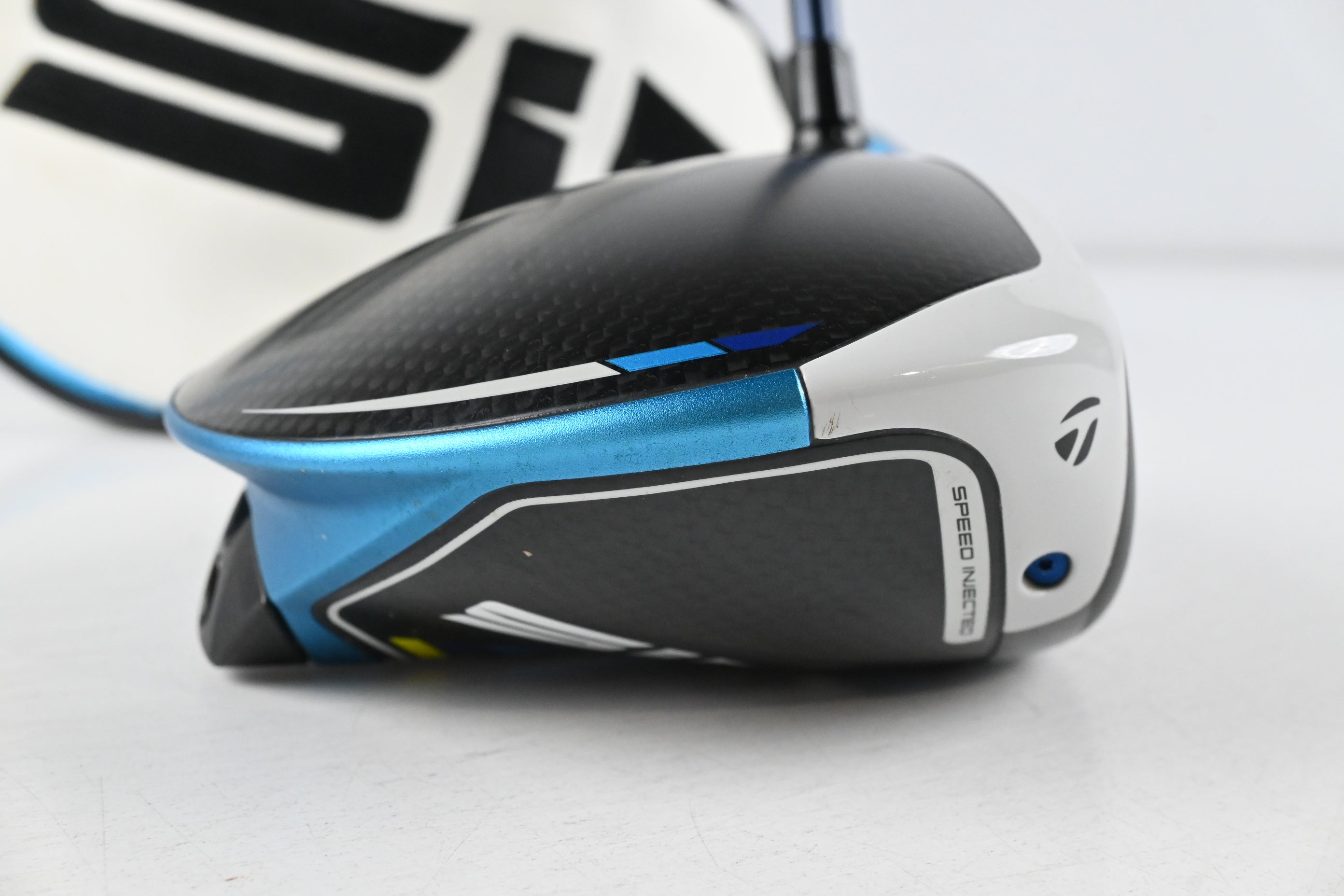 Taylormade SIM2 Max Driver / 10.5 Degree / Regular Flex Fujikura Ventus Blue 5