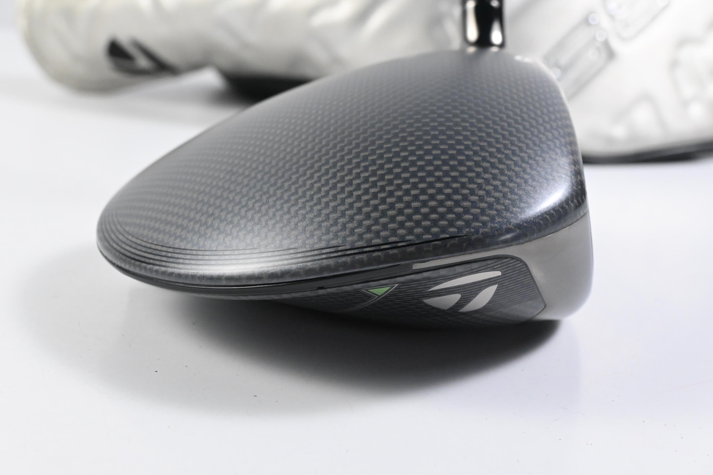 Taylormade Qi35 Driver / 9 Degree / Regular Flex Fujikura AIRSPD 50 Shaft