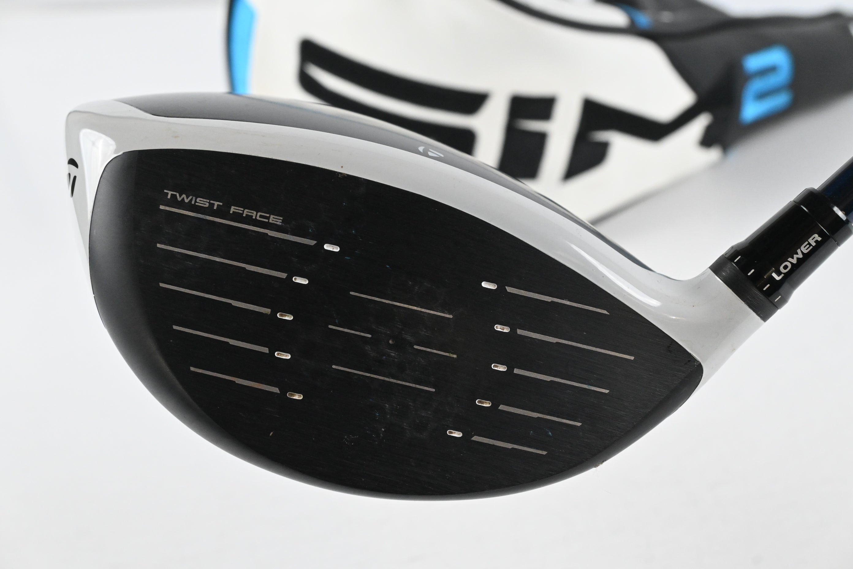 Taylormade SIM2 Max Driver / 10.5 Degree / Regular Flex Fujikura Ventus Blue 5