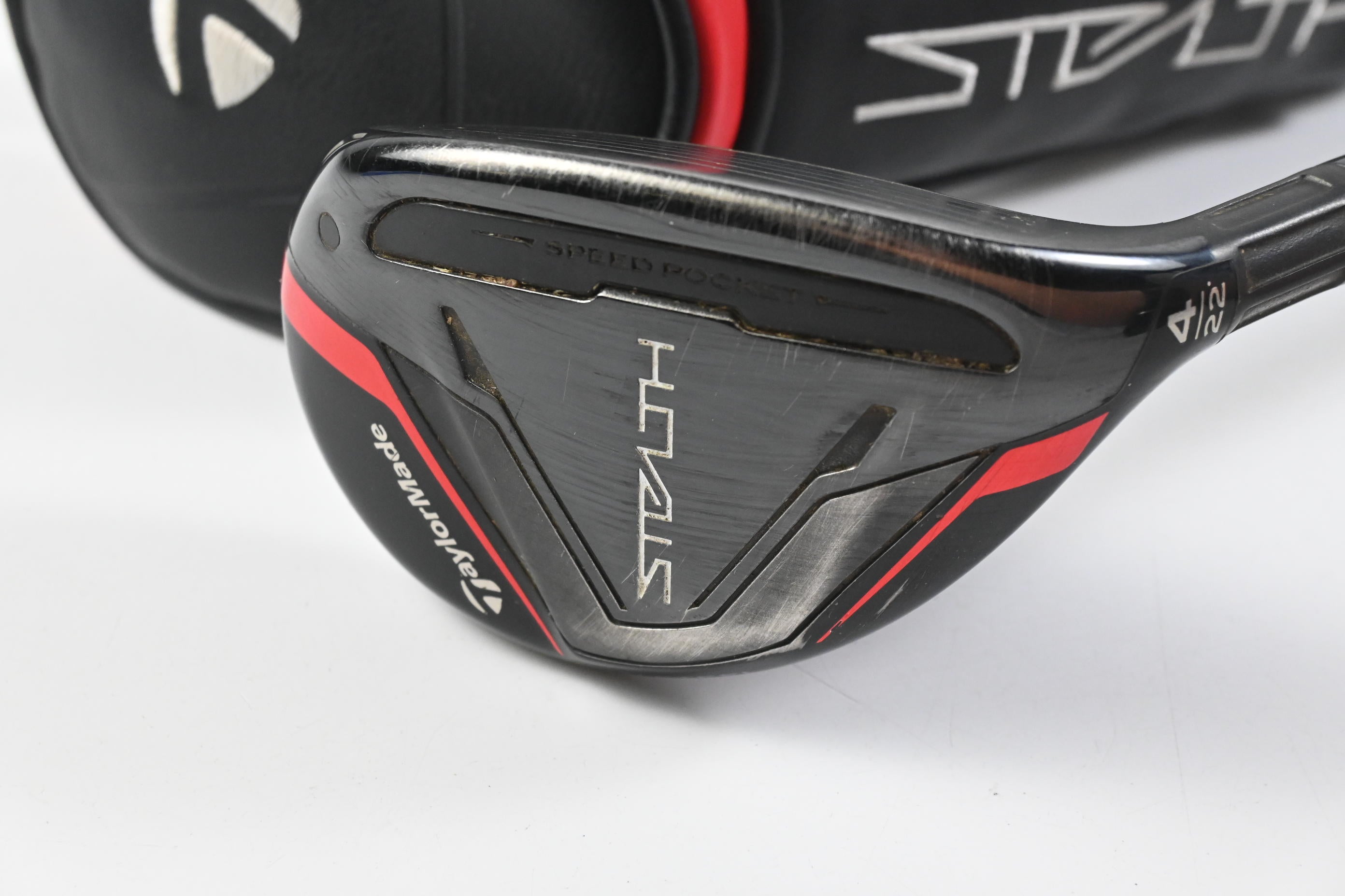 Taylormade Stealth #4 Hybrid / 22 Degree / Regular Flex Fujikura Ventus Red 6