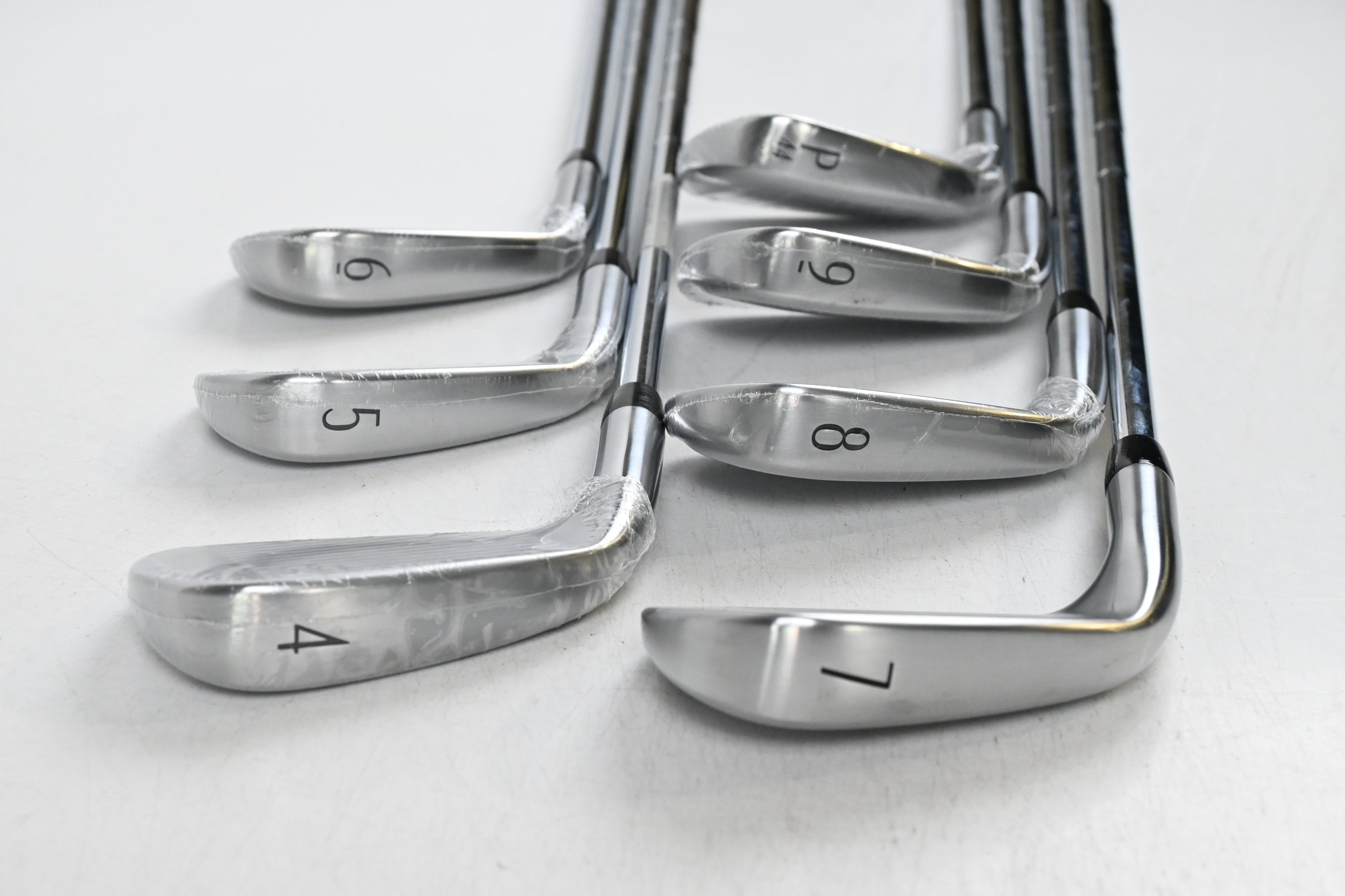 Titleist T150 2025 Irons / 4-PW / Regular Flex AMT Silver Shafts