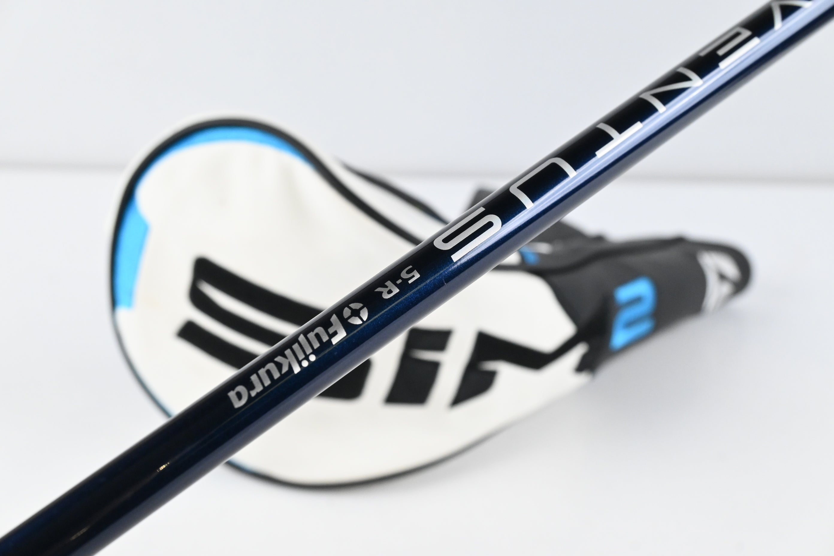 Taylormade SIM2 Max Driver / 10.5 Degree / Regular Flex Fujikura Ventus Blue 5